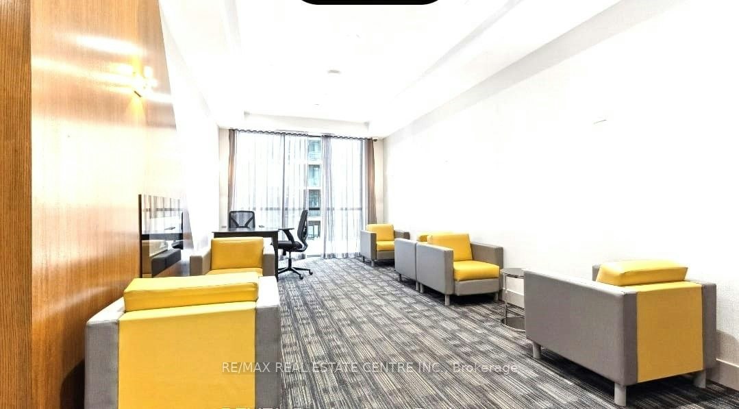 2301-75 Eglinton Avenue W, Mississauga, ON, L5R 0E5 - 14