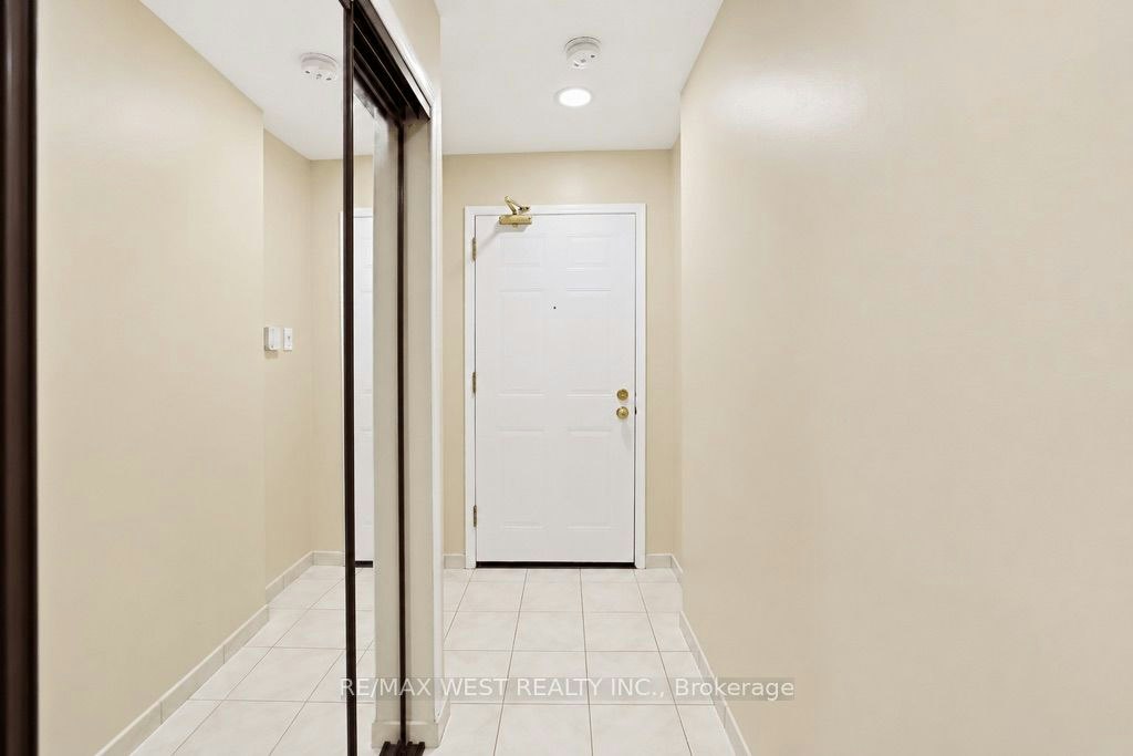 233-65 Trailwood Drive, Mississauga, ON, L4Z 3L1 - 2