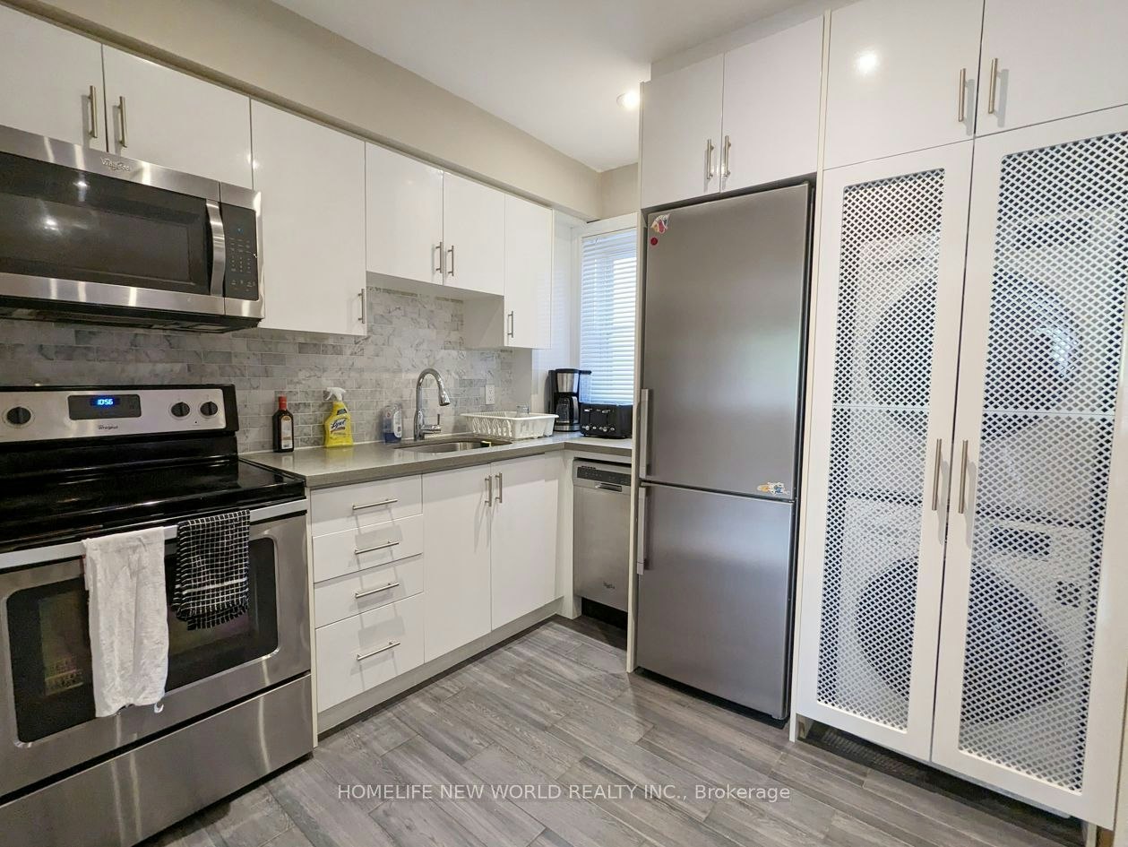 Ground-68 Garnet Avenue, Toronto, ON, M6G 1V7