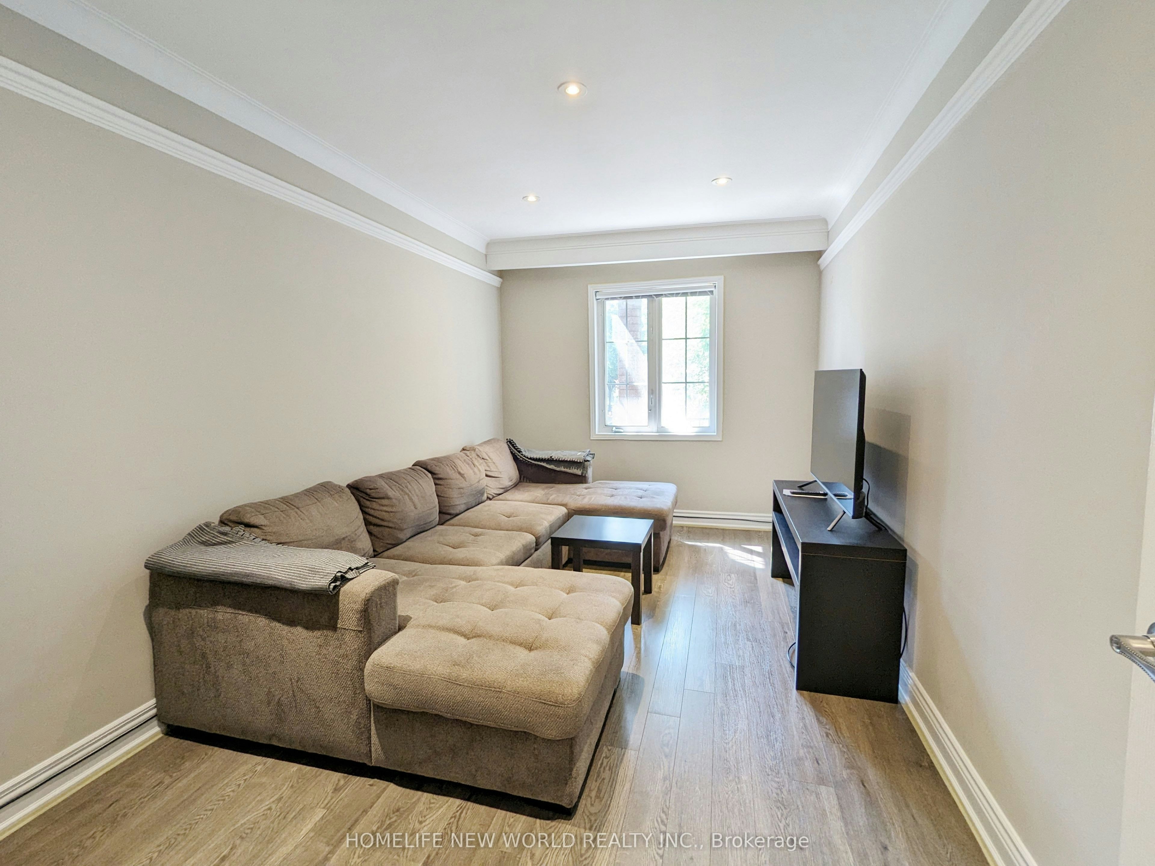 Ground-68 Garnet Avenue, Toronto, ON, M6G 1V7 - 6