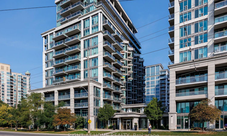 217-2119 Lake Shore Boulevard W