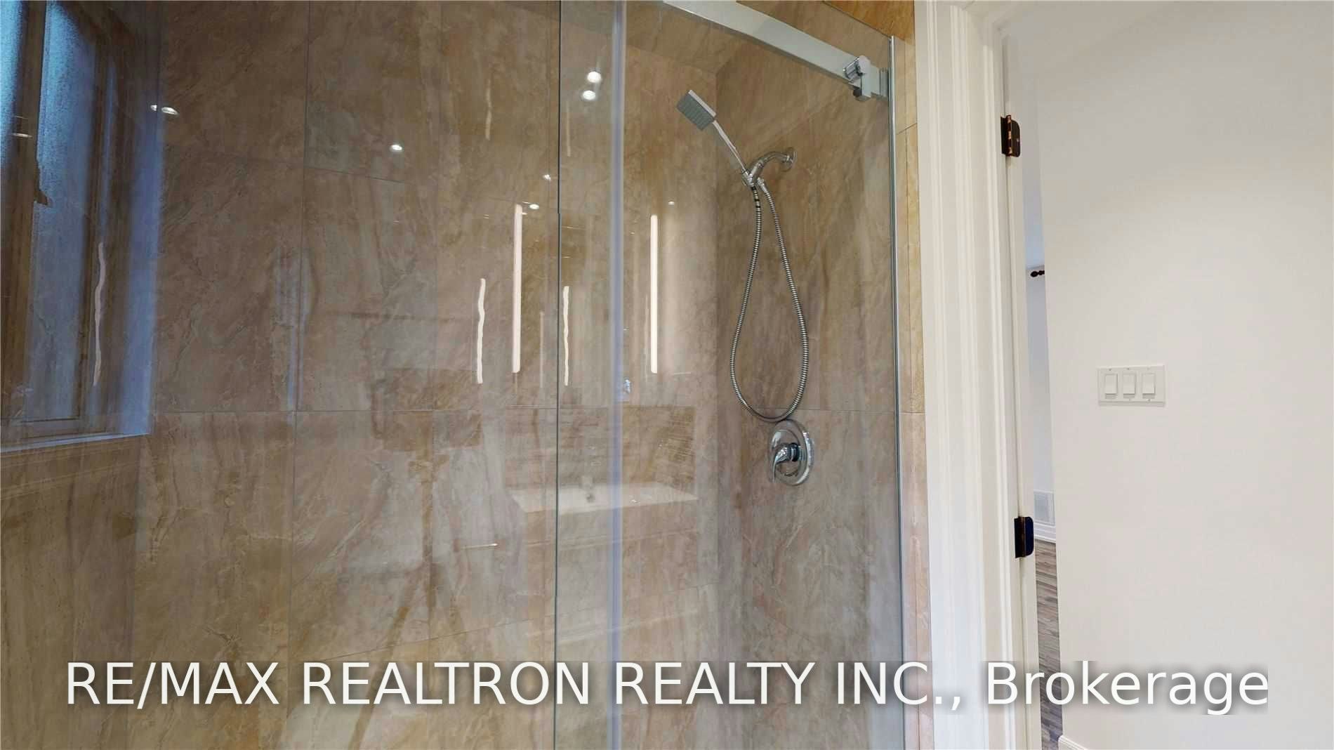 Main Floor-78 Schell Avenue, Toronto, ON, M6E 2S9 - 13