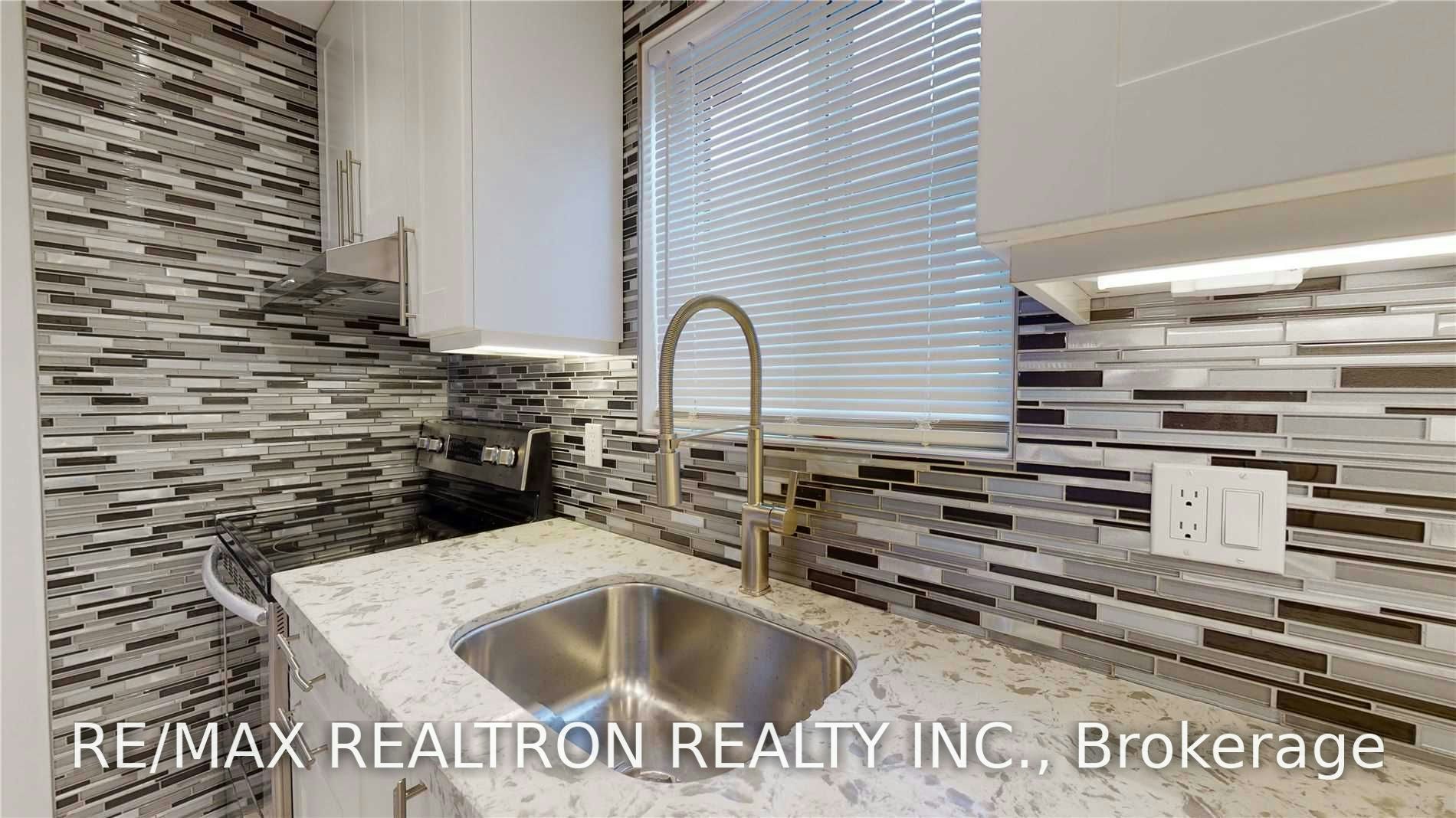 Main Floor-78 Schell Avenue, Toronto, ON, M6E 2S9 - 10