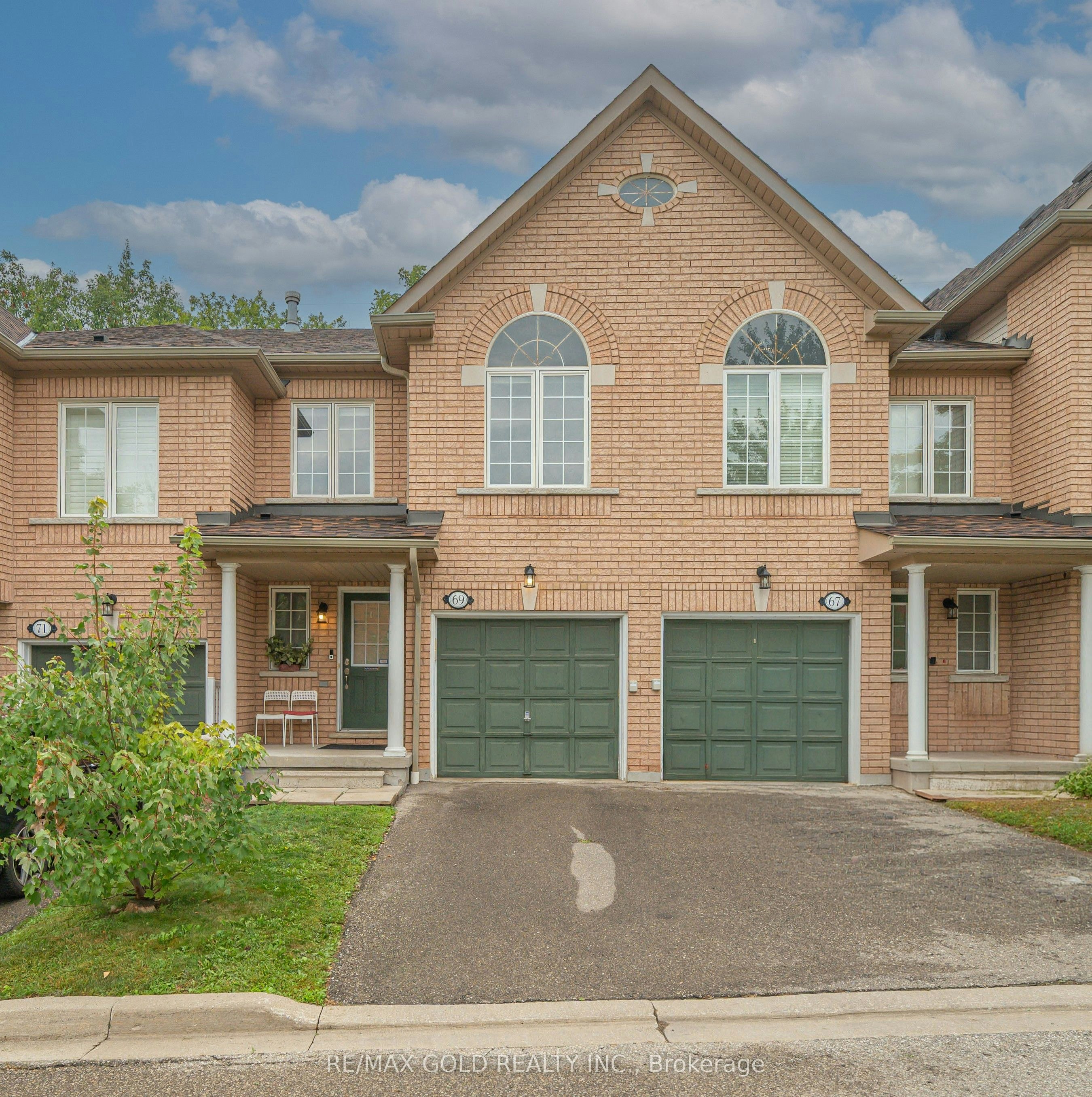 69-7360 Zinnia Place, Mississauga, ON, L5W 2A4