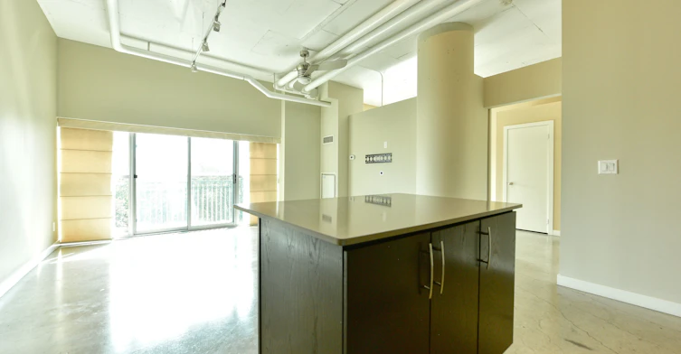 508-2 Fieldway Road, Toronto, ON, M8Z 0B9 - 6