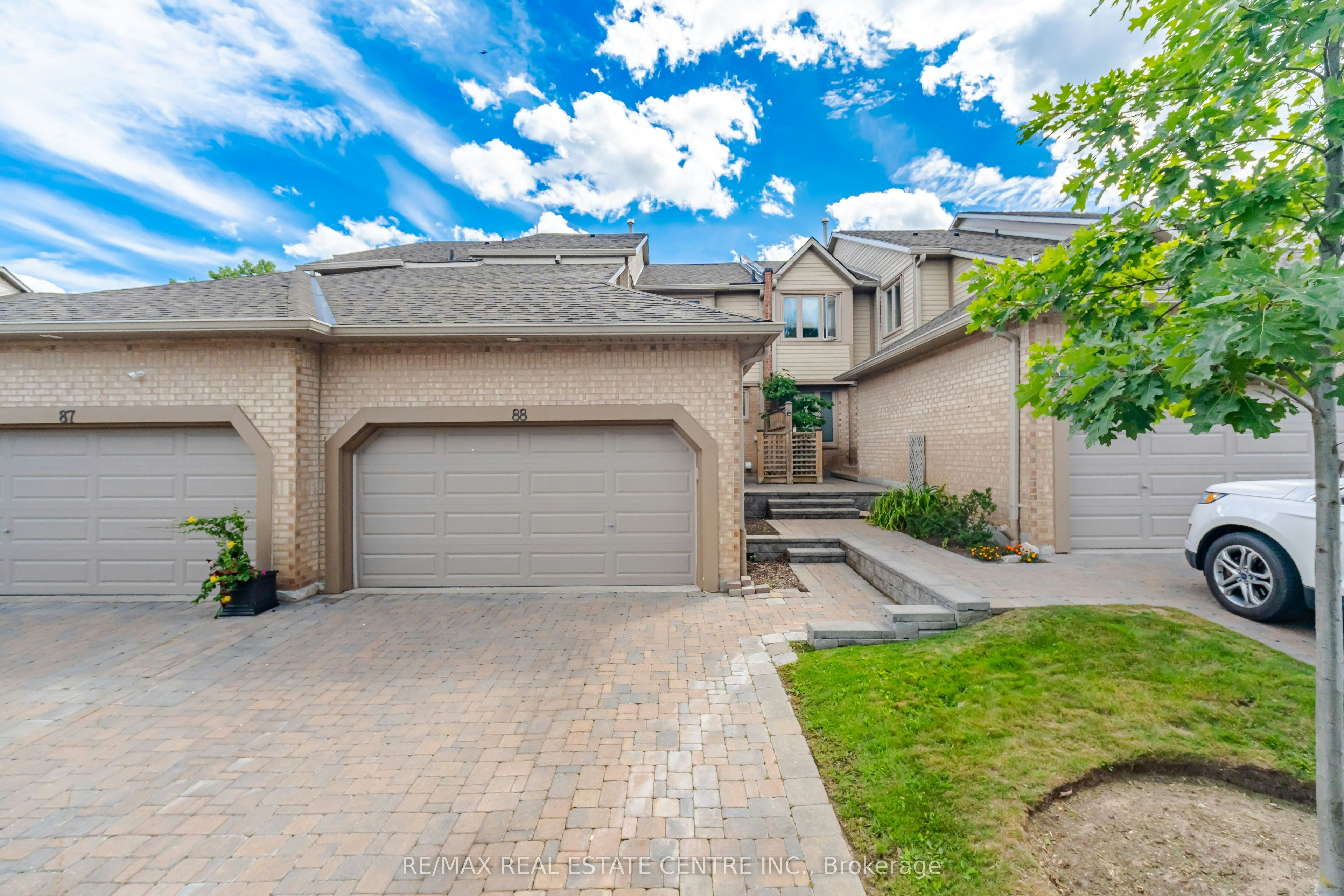 88-1725 The Chase, Mississauga, ON, L5M 4N3