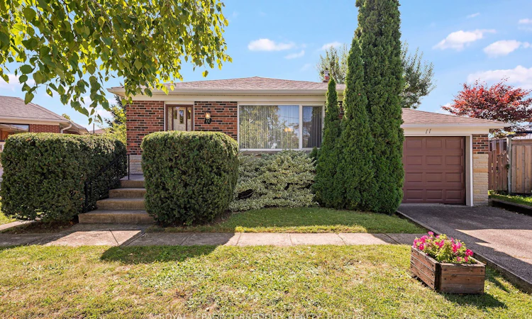 11 Picton Crescent