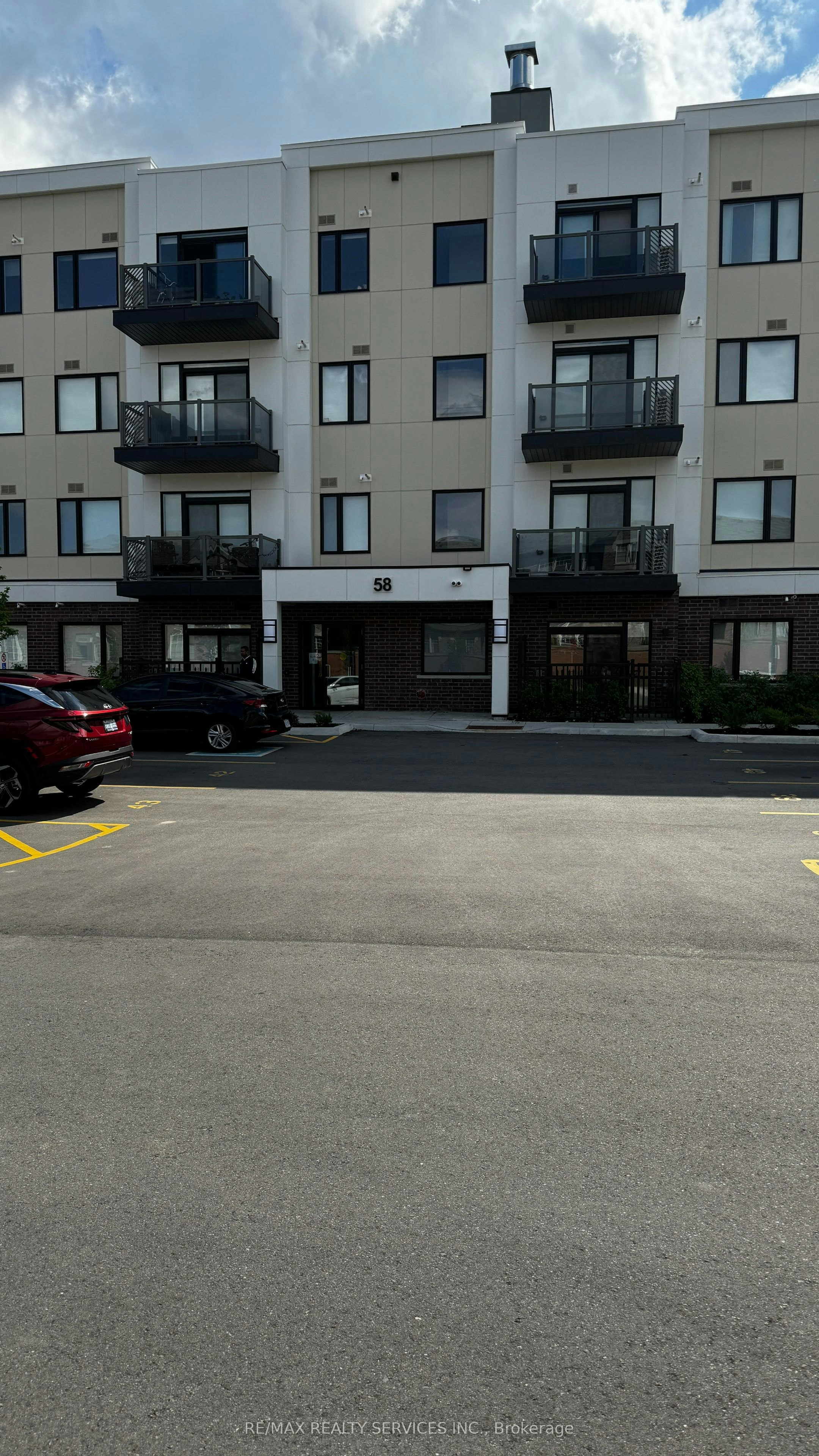 107-58 Sky Harbour Drive, Brampton, ON, L6Y 6J1 - 2