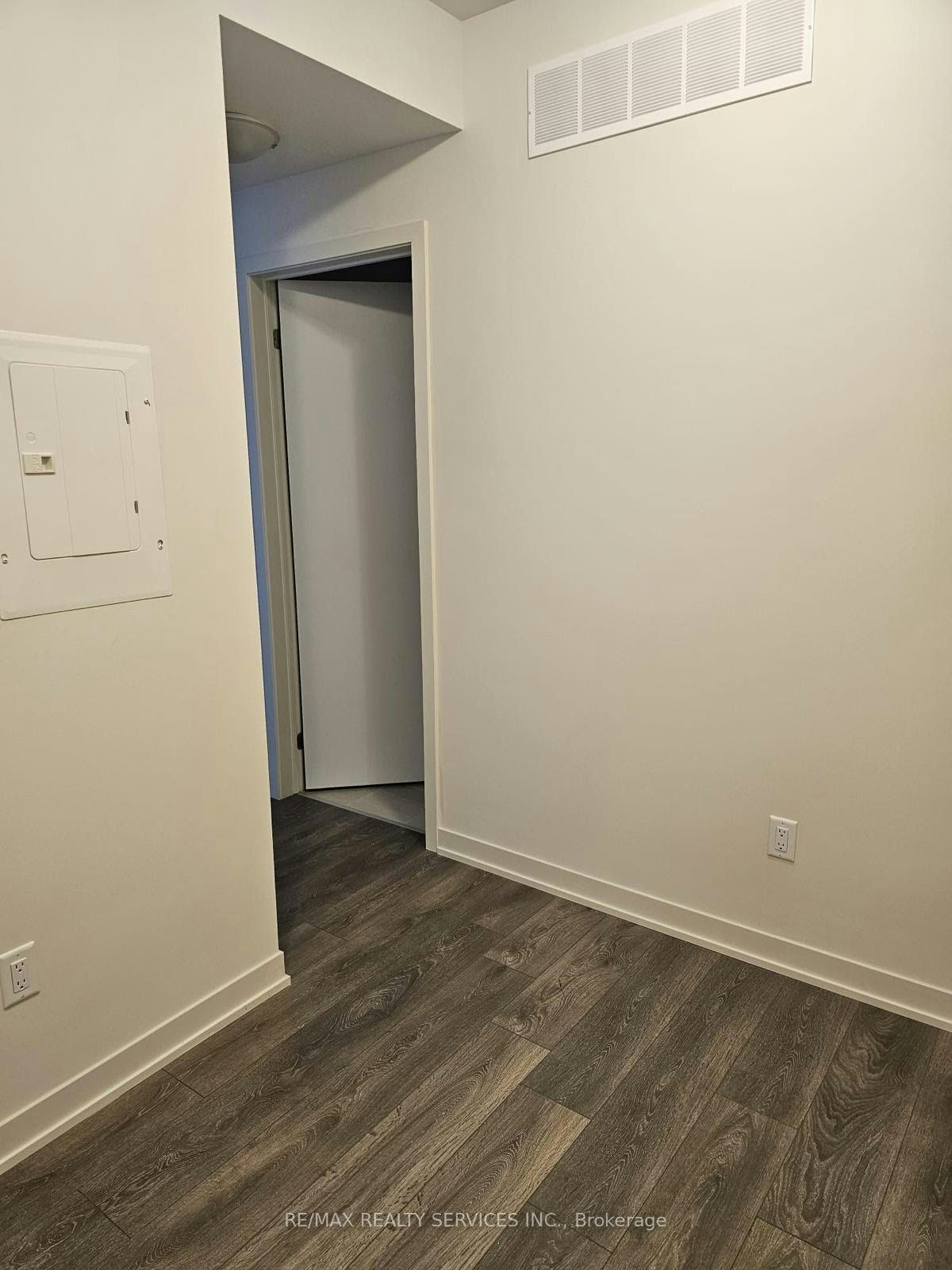 107-58 Sky Harbour Drive, Brampton, ON, L6Y 6J1 - 11