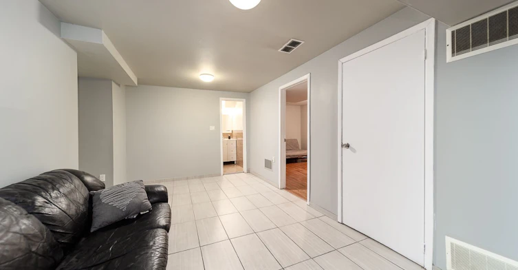 2534 Palisander Avenue, Mississauga, ON, L5B 2L2 - 6