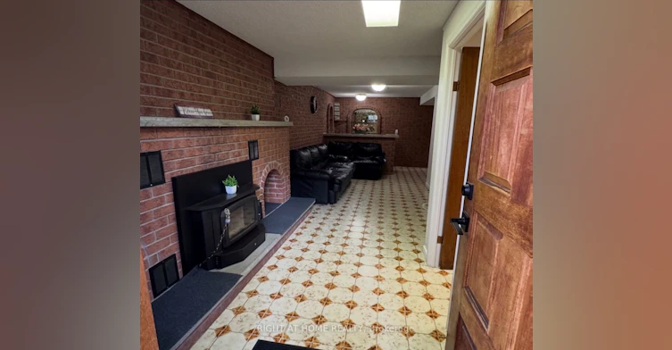 Lower Level-31 Whitburn Crescent, Toronto, ON, M3M 2S3 - 5