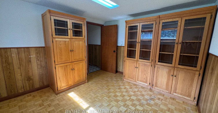 Lower Level-31 Whitburn Crescent, Toronto, ON, M3M 2S3 - 20