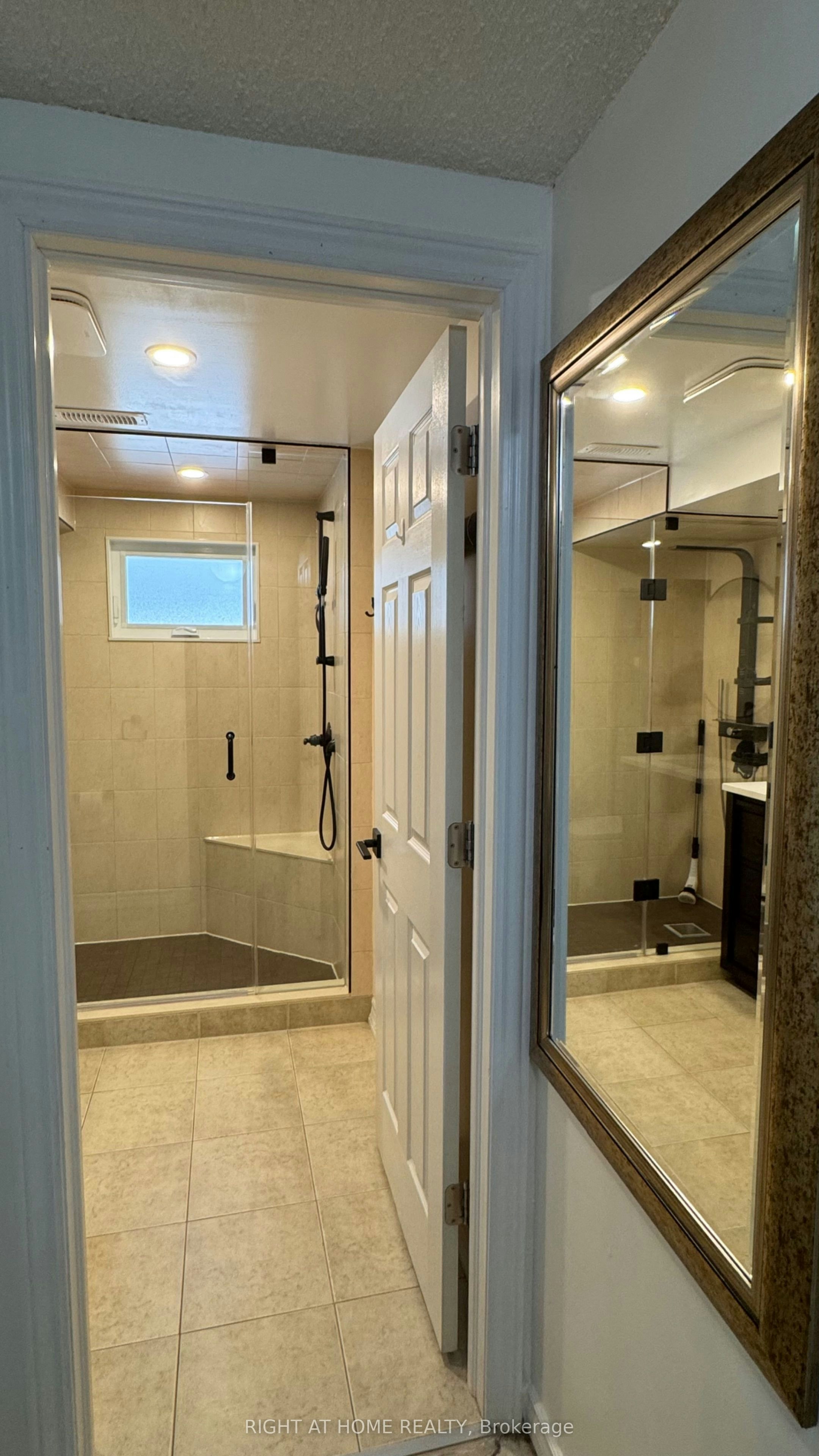 Lower Level-31 Whitburn Crescent, Toronto, ON, M3M 2S3 - 11