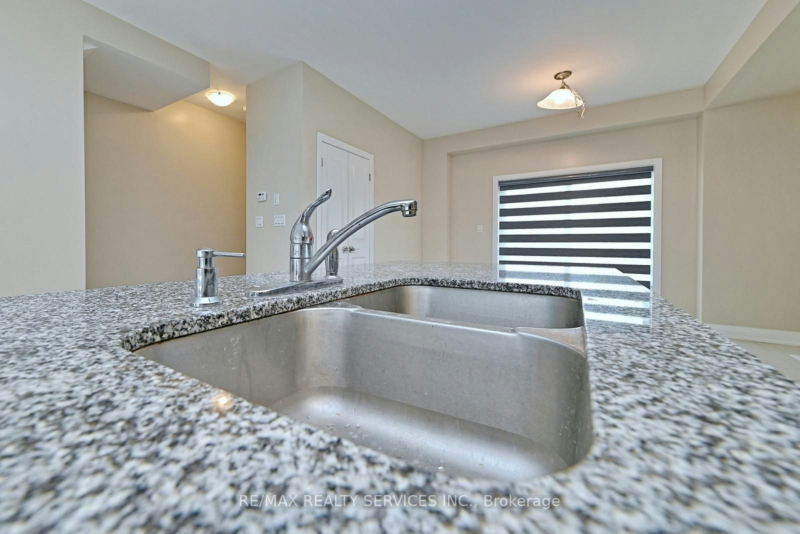 52 Humberstone Drive, Halton Hills, ON, L7G 0P6 - 19