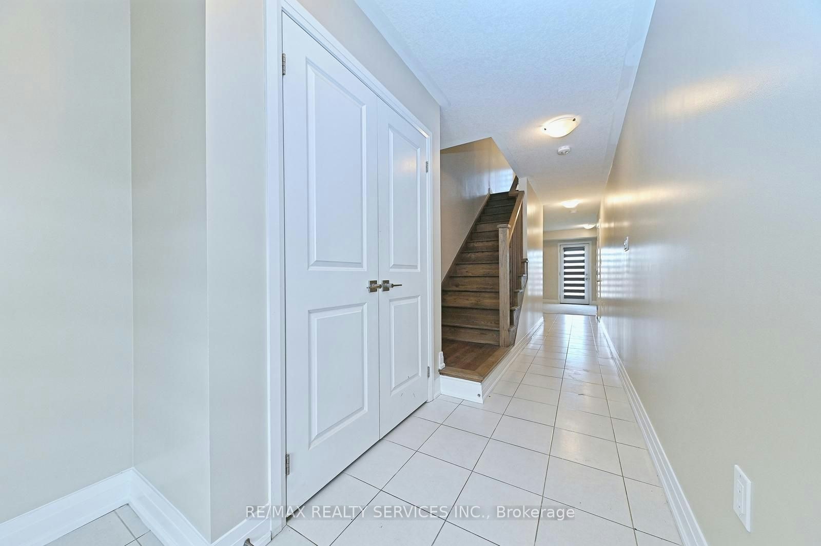 52 Humberstone Drive, Halton Hills, ON, L7G 0P6 - 5