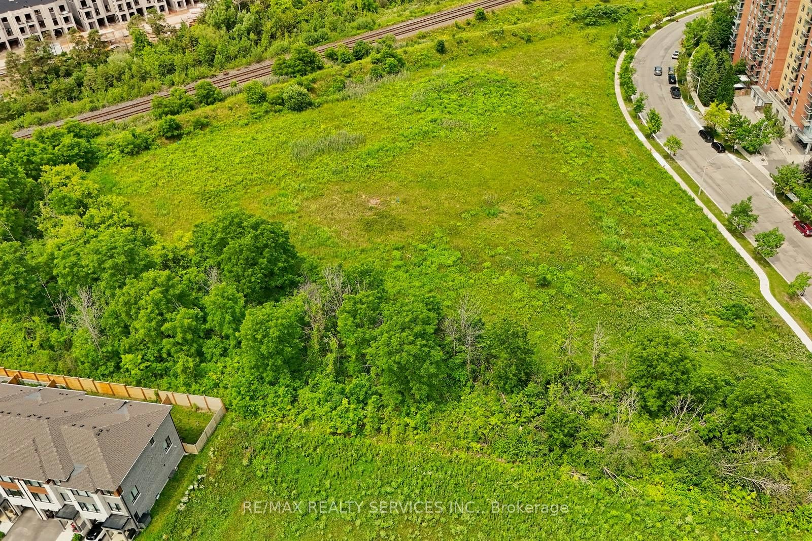 52 Humberstone Drive, Halton Hills, ON, L7G 0P6 - 50