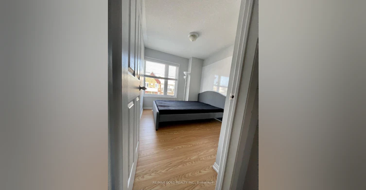215-250 Sunny Meadow Boulevard, Brampton, ON, L6R 3Y6 - 7