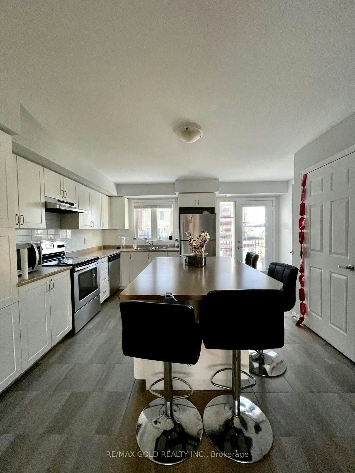 215-250 Sunny Meadow Boulevard, Brampton, ON, L6R 3Y6 - 14