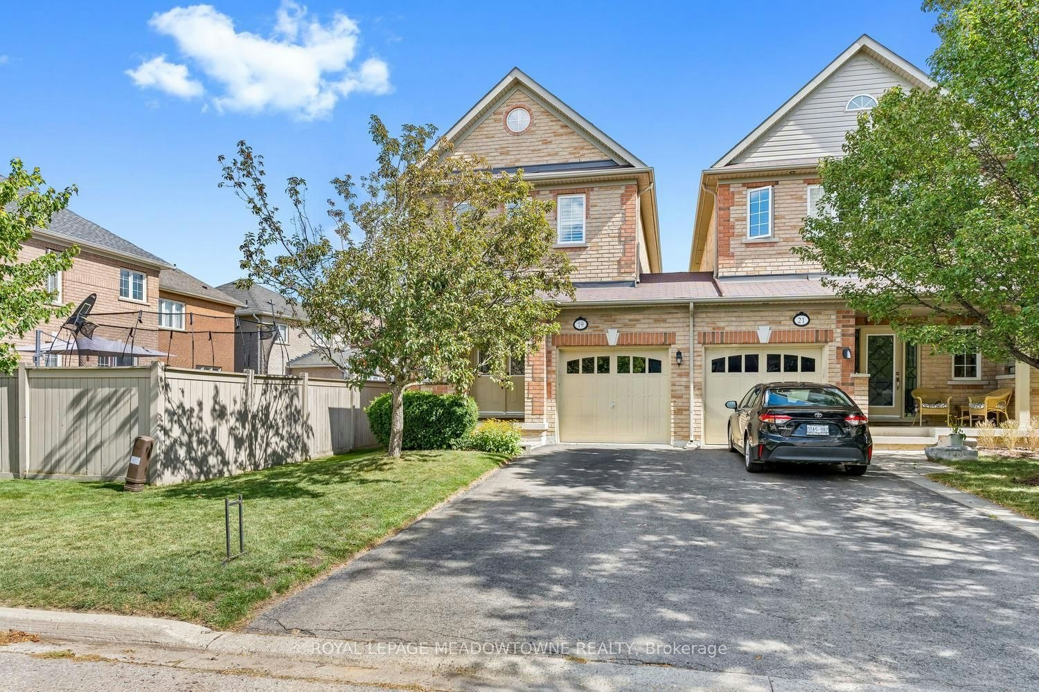 19 Goldham Way, Halton Hills, ON, L7G 0B2