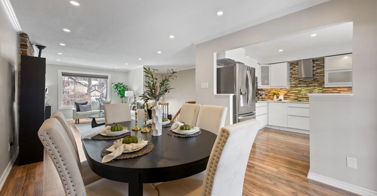 6943 Estoril Road, Mississauga, ON, L5N 1N3 - 14