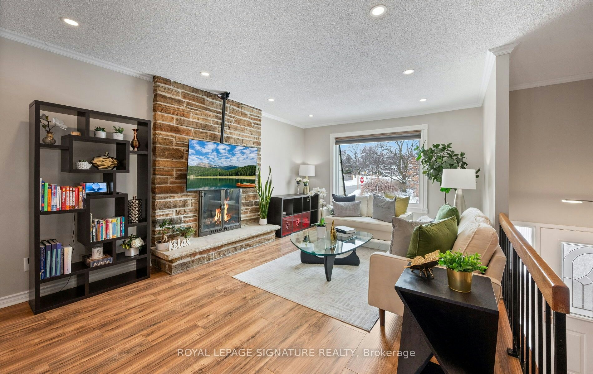 6943 Estoril Road, Mississauga, ON, L5N 1N3 - 9