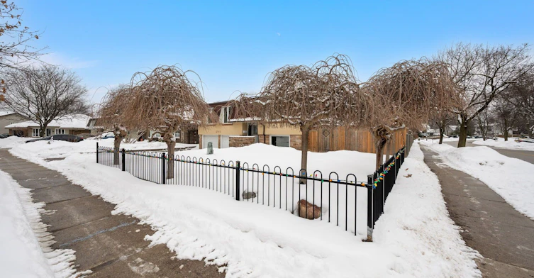 6943 Estoril Road, Mississauga, ON, L5N 1N3 - 3