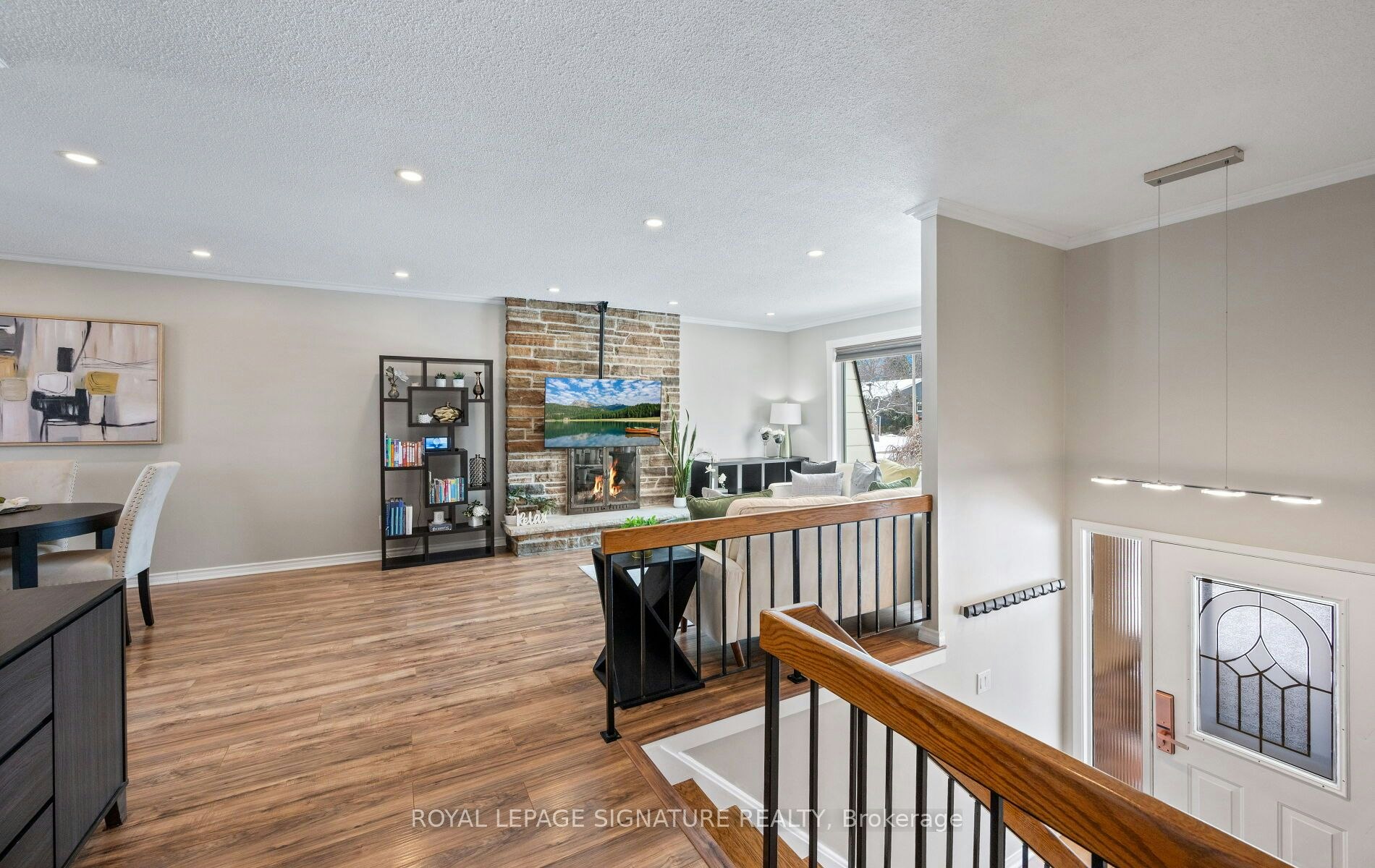 6943 Estoril Road, Mississauga, ON, L5N 1N3 - 7