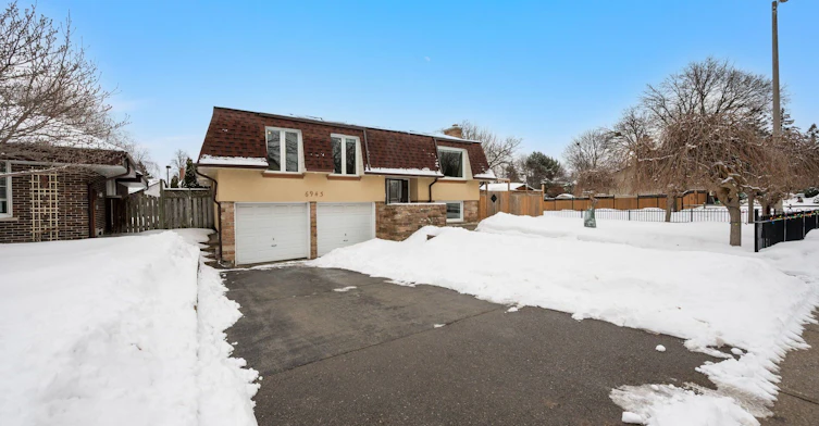 6943 Estoril Road, Mississauga, ON, L5N 1N3 - 2