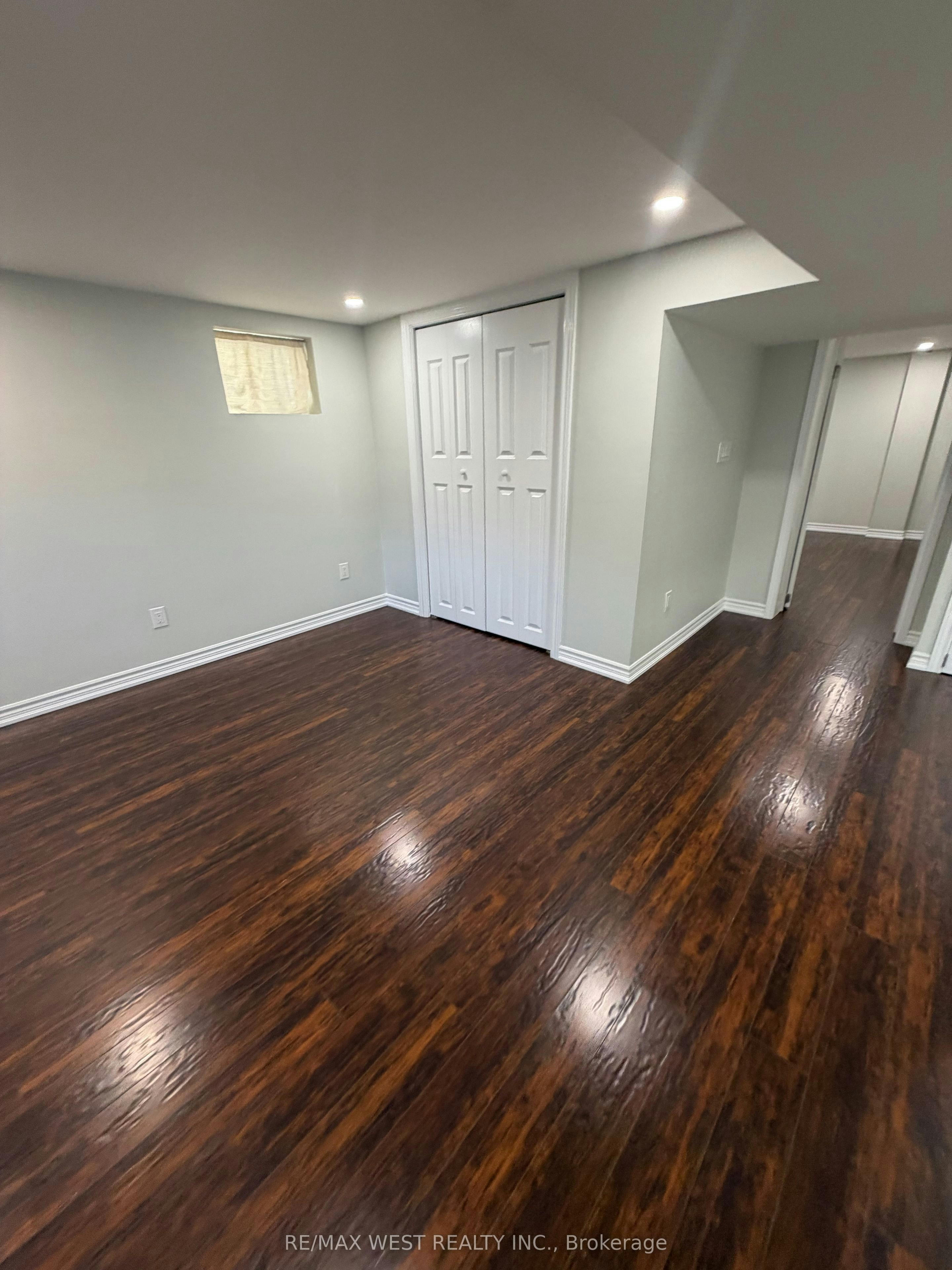 15 Macleod Street, Toronto, ON, M6L 2M7 - 6