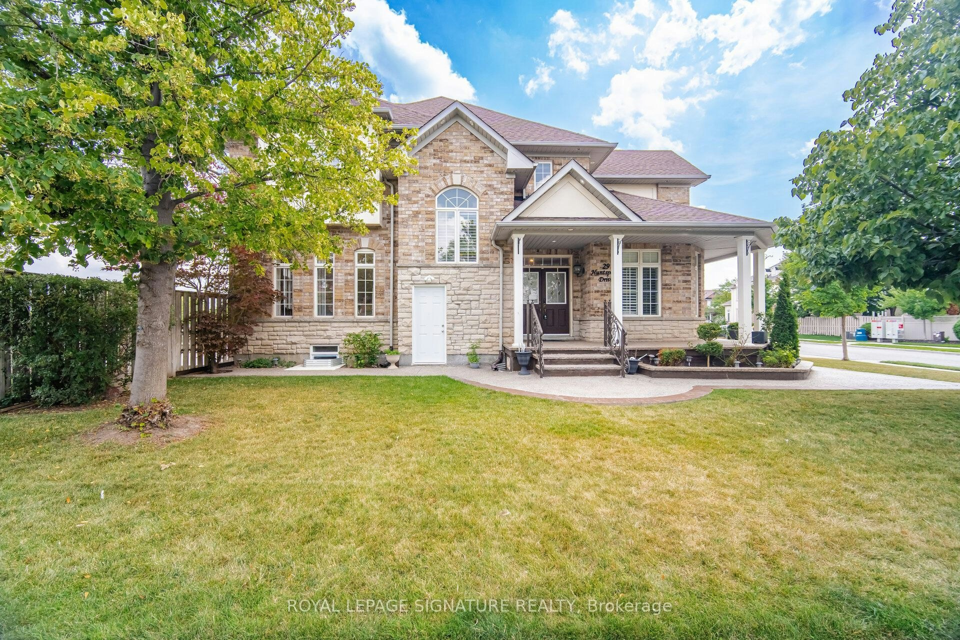 1-29 Huntspoint Drive, Brampton, ON, L6P 2E5