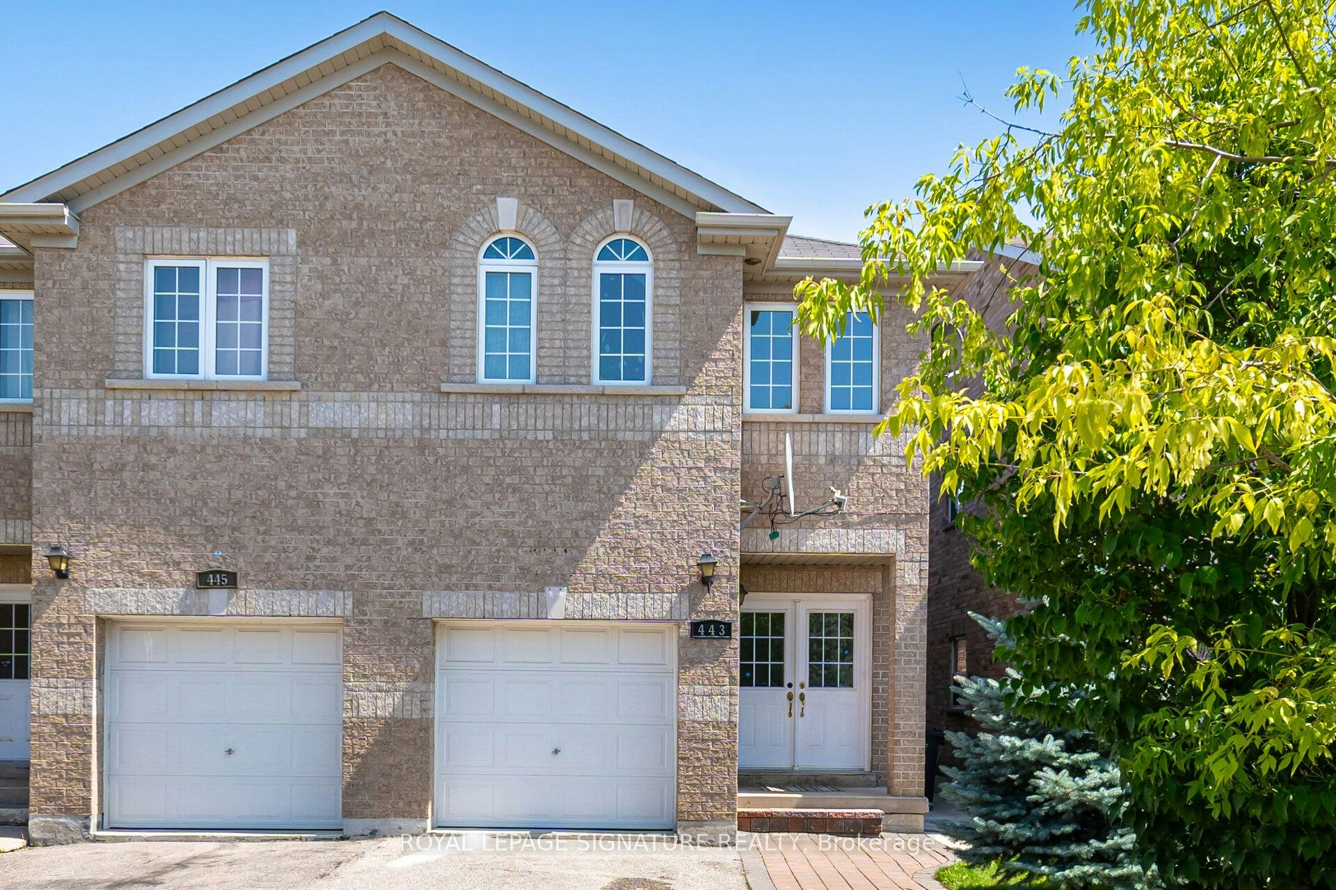443 Comiskey Crescent, Mississauga, ON, L5W 0C7