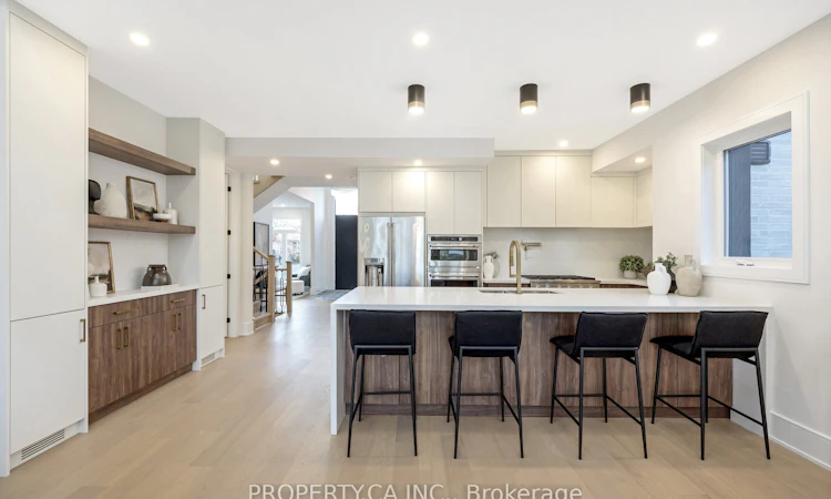 348 Kingsleigh Court