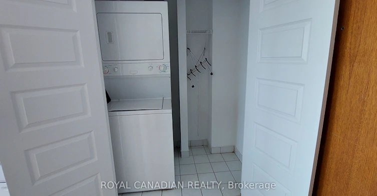 1411-215 Queen Street E, Brampton, ON, L6W 0A9 - 23