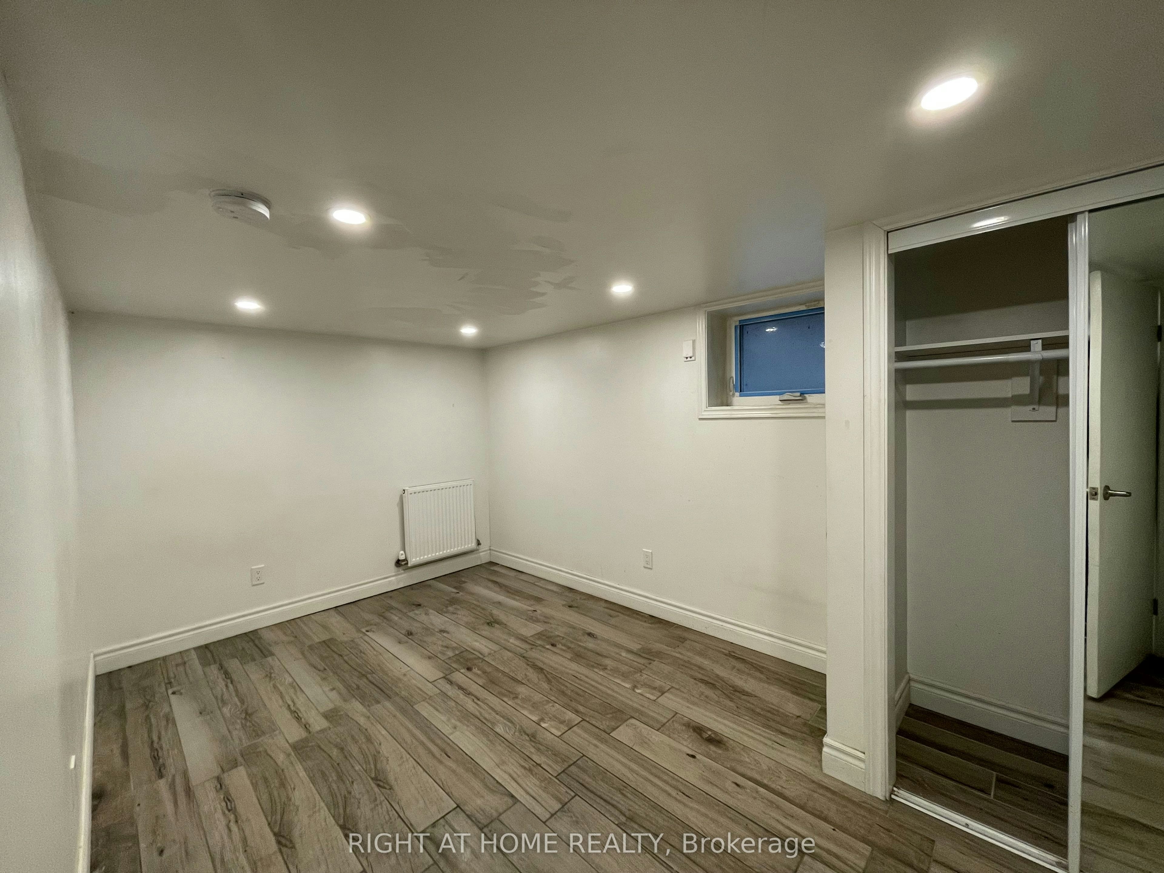 B-755 Dupont Street, Toronto, ON, M6G 1Z5 - 4