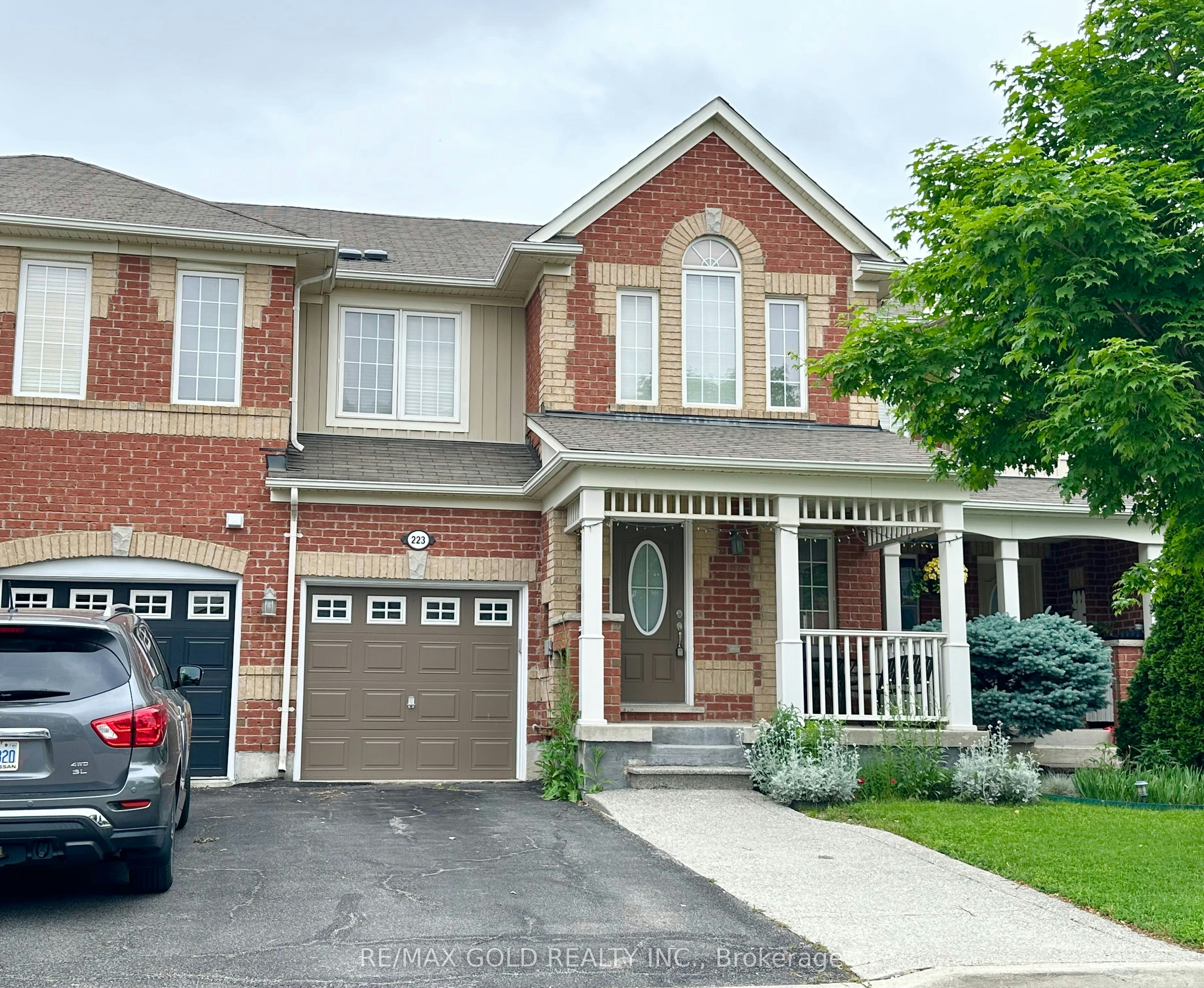 223 Prosser Circle, Milton, ON, L9T 0P6