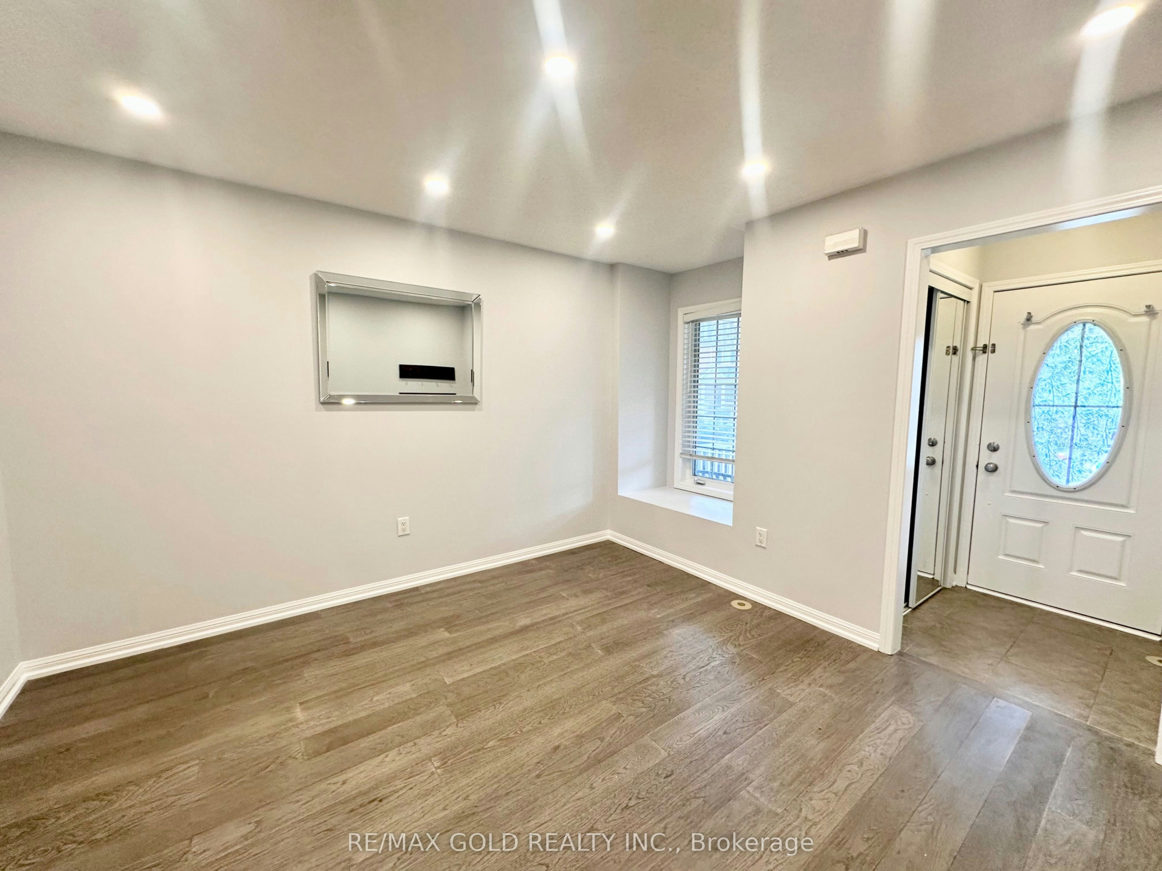 223 Prosser Circle, Milton, ON, L9T 0P6 - 3