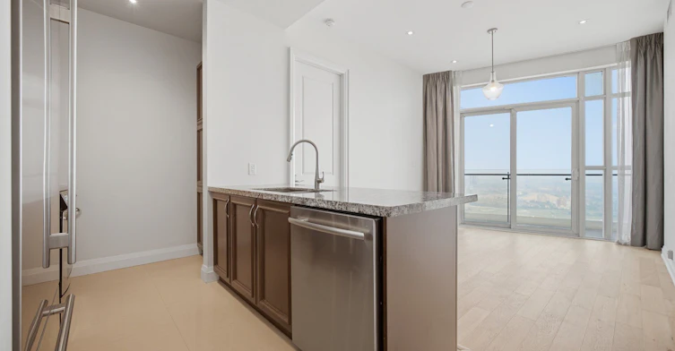 LPH8-50 Absolute Avenue, Mississauga, ON, L4Z 0A9 - 9