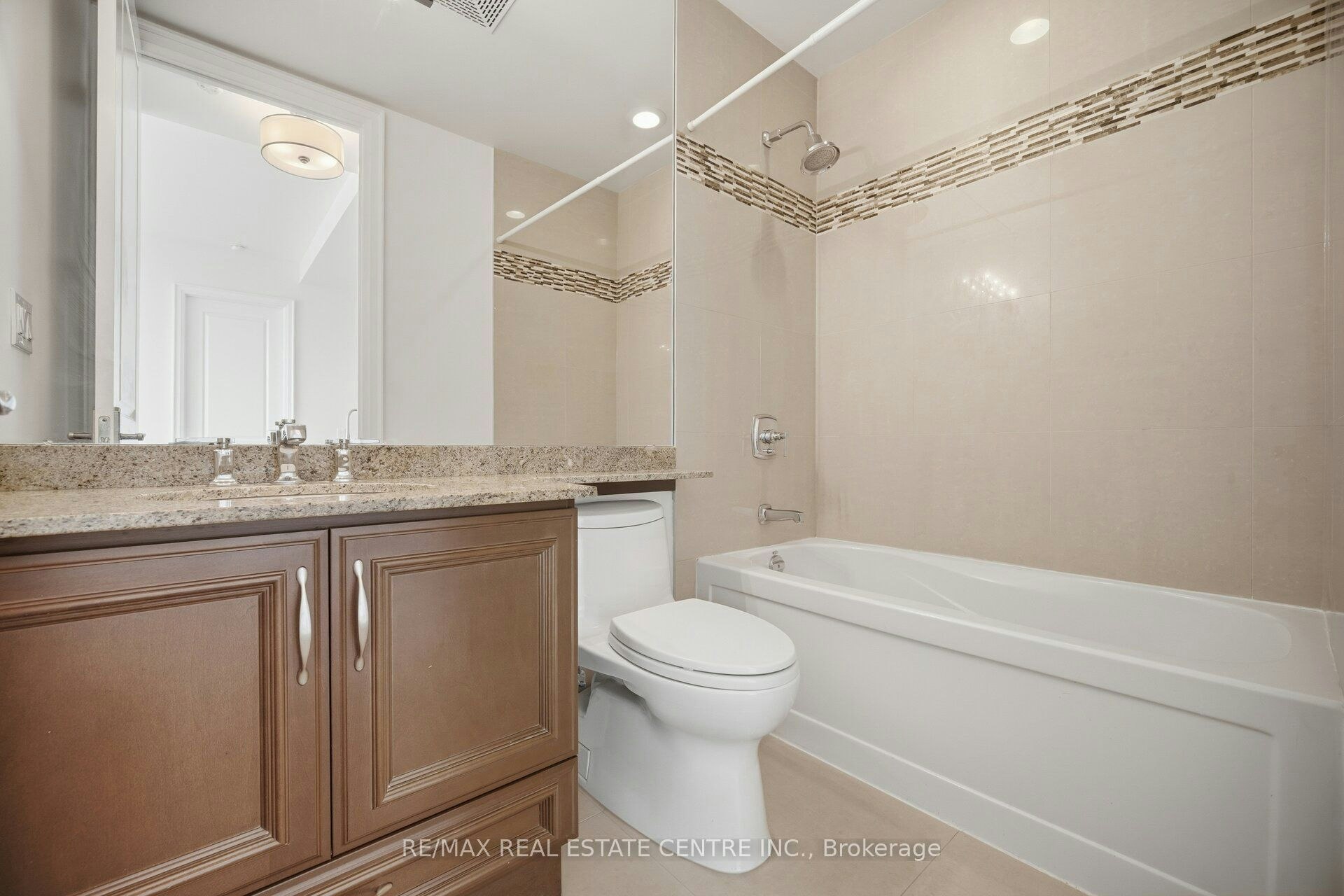 LPH8-50 Absolute Avenue, Mississauga, ON, L4Z 0A9 - 19