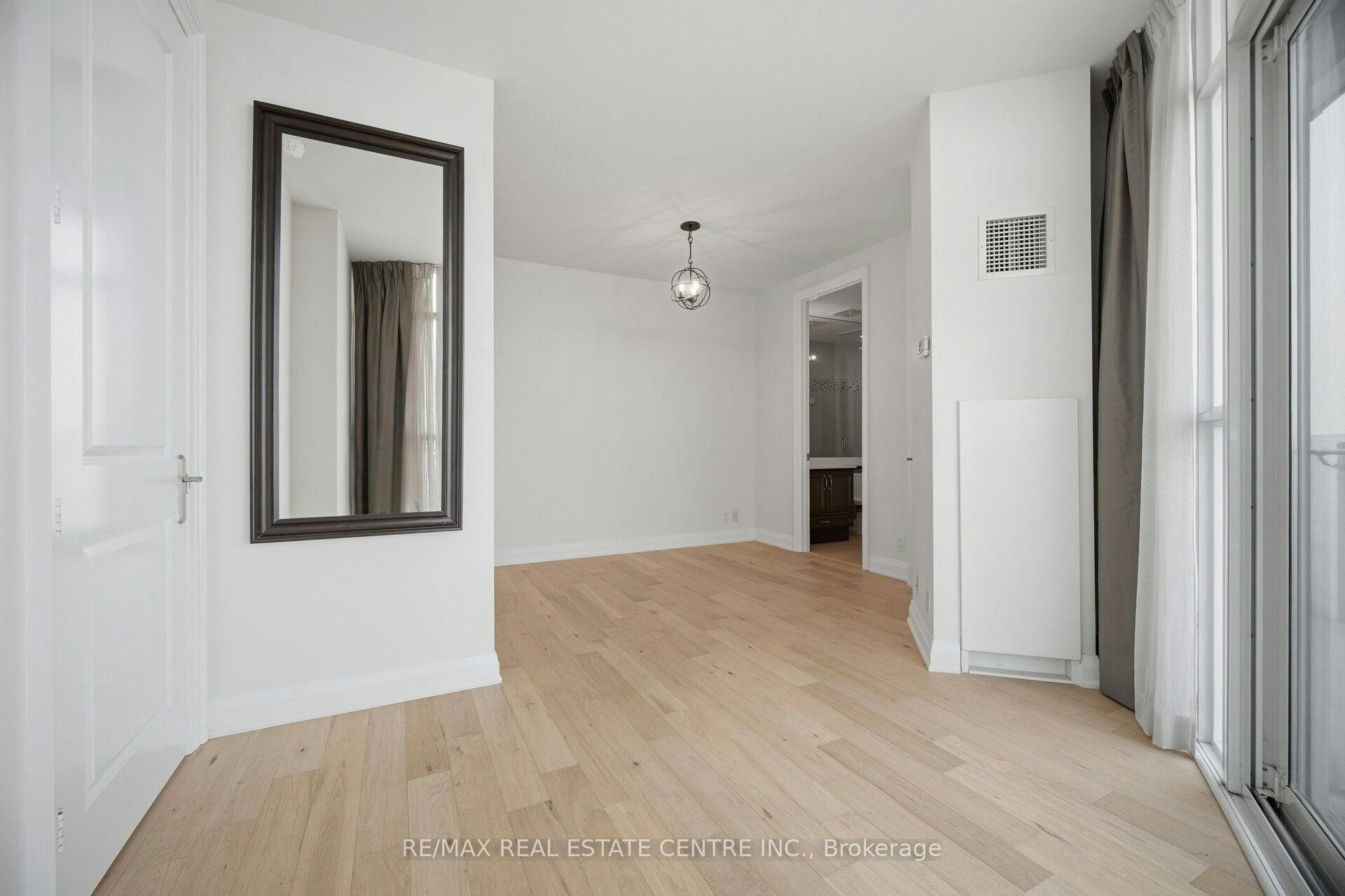 LPH8-50 Absolute Avenue, Mississauga, ON, L4Z 0A9 - 20