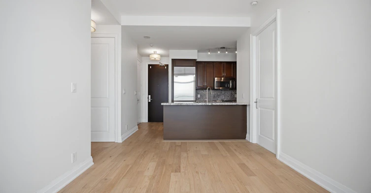 LPH8-50 Absolute Avenue, Mississauga, ON, L4Z 0A9 - 15