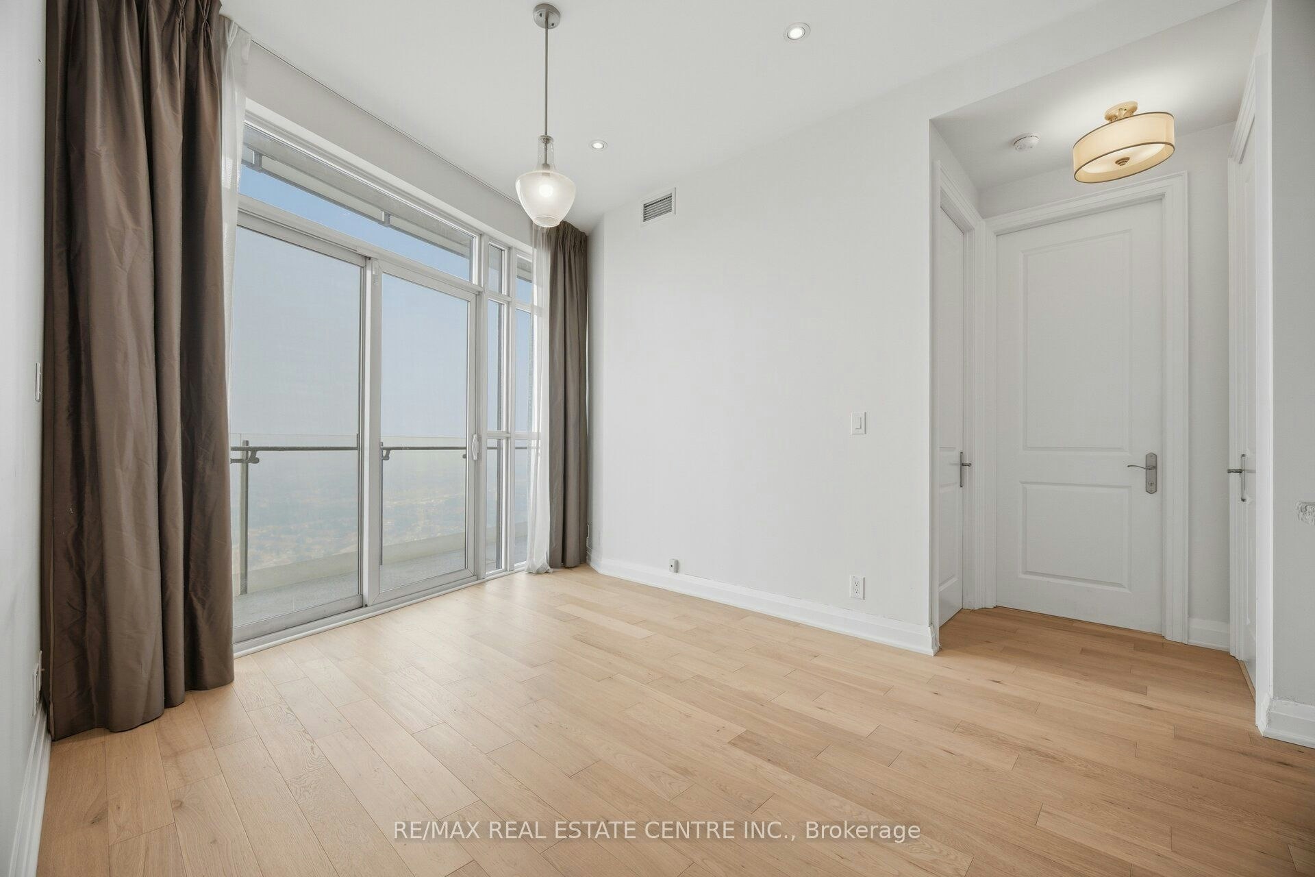 LPH8-50 Absolute Avenue, Mississauga, ON, L4Z 0A9 - 18