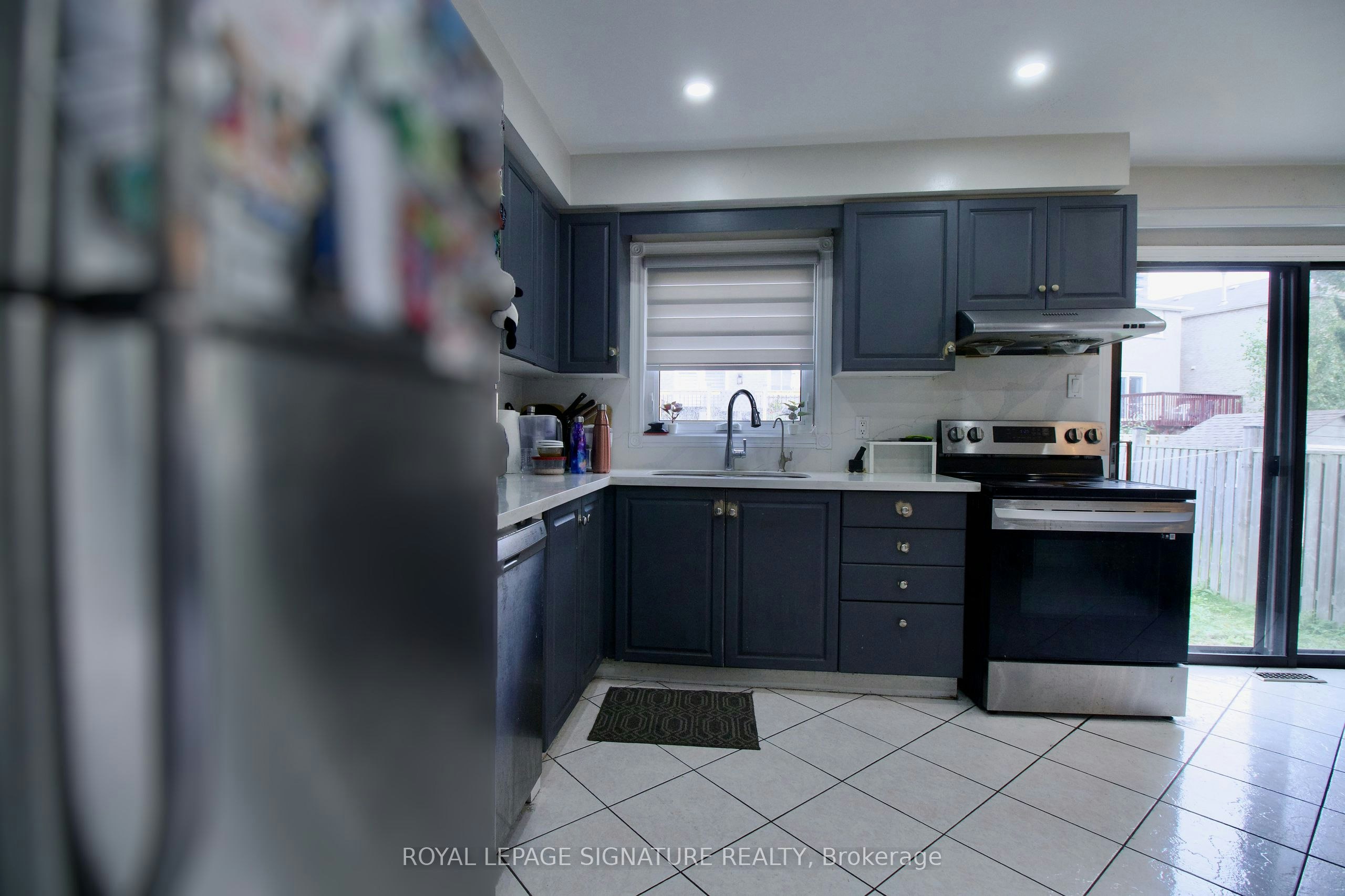 5125 Salishan Circle, Mississauga, ON, L5R 3E8 - 24
