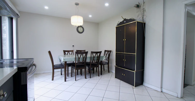5125 Salishan Circle, Mississauga, ON, L5R 3E8 - 18
