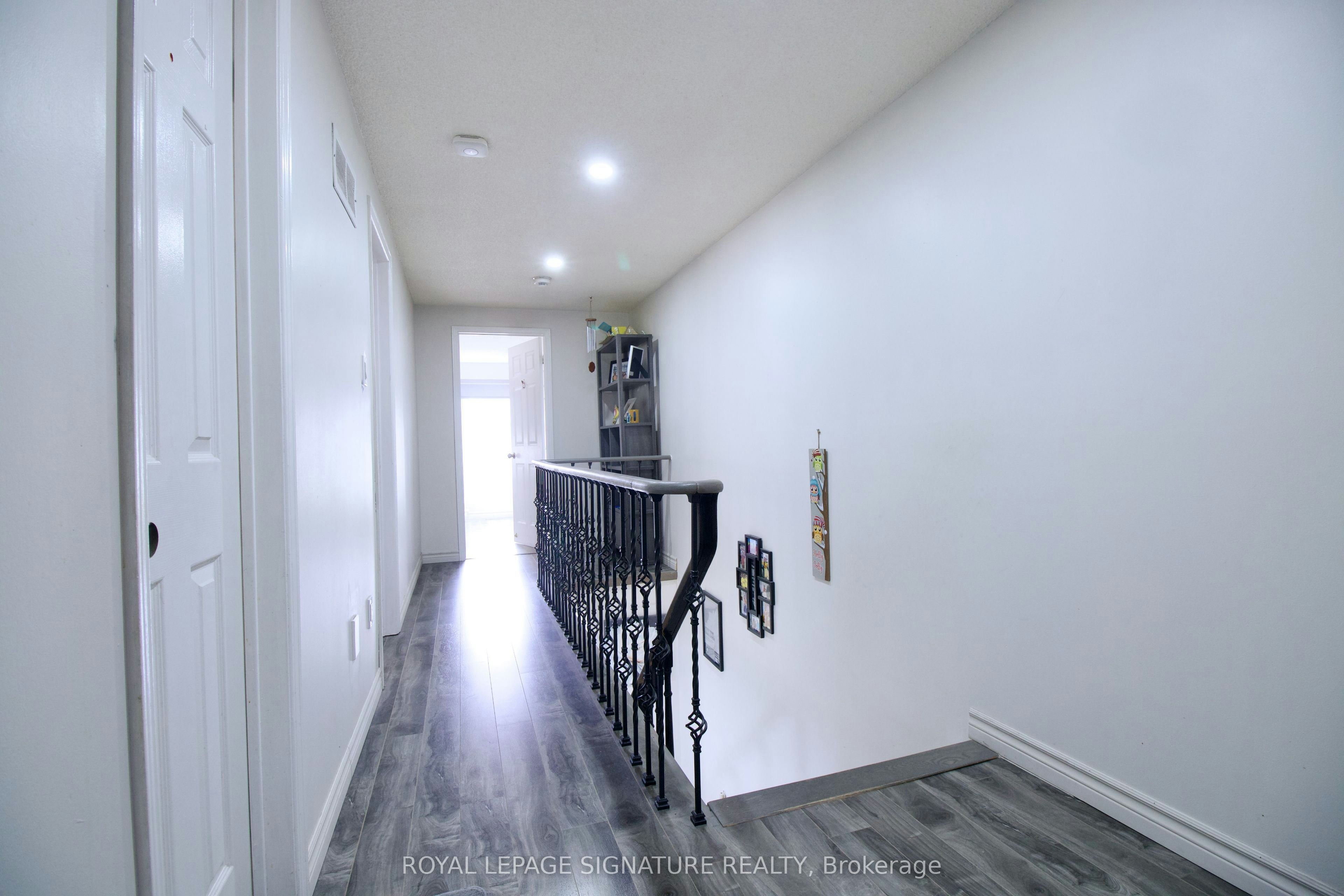 5125 Salishan Circle, Mississauga, ON, L5R 3E8 - 29
