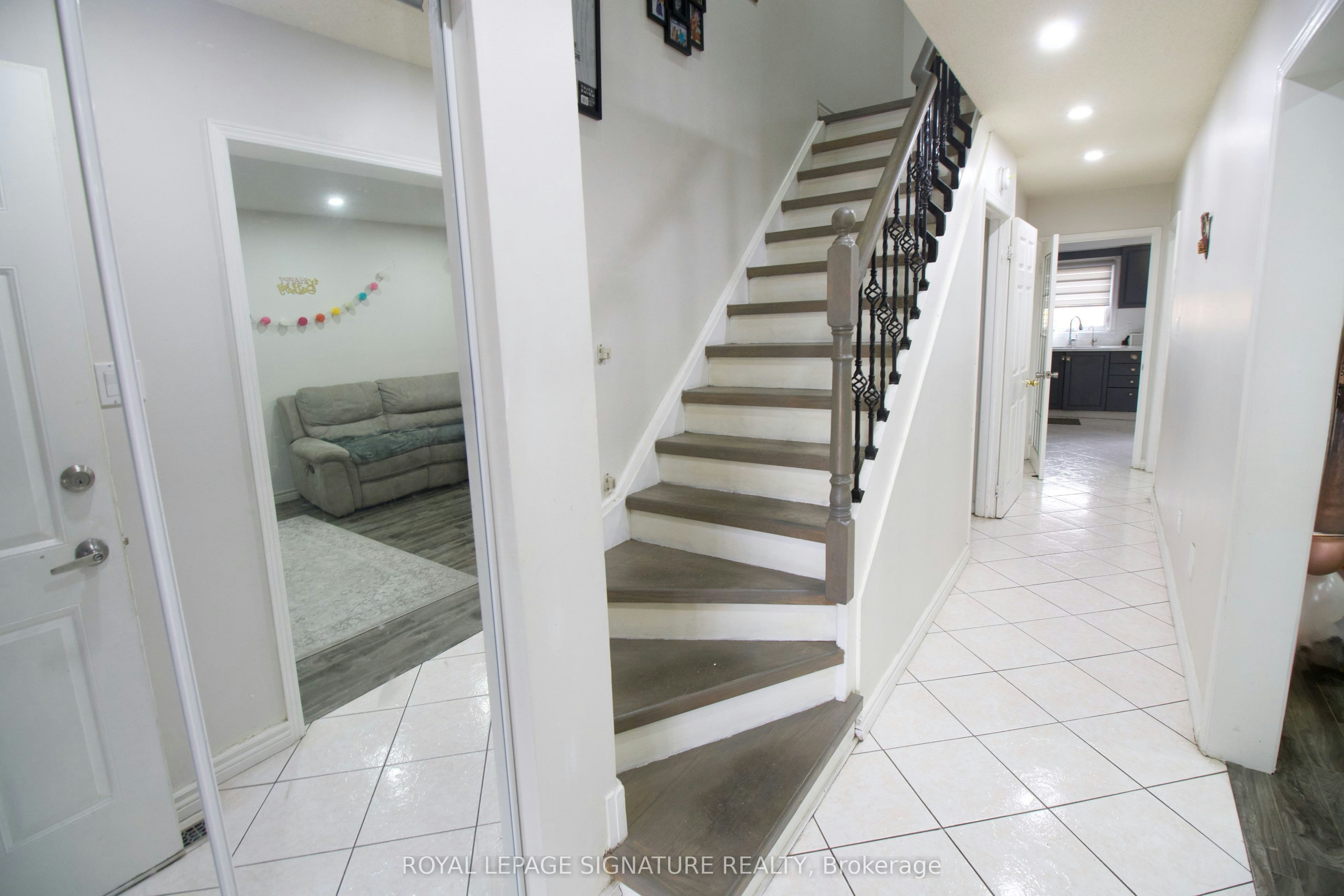 5125 Salishan Circle, Mississauga, ON, L5R 3E8 - 14