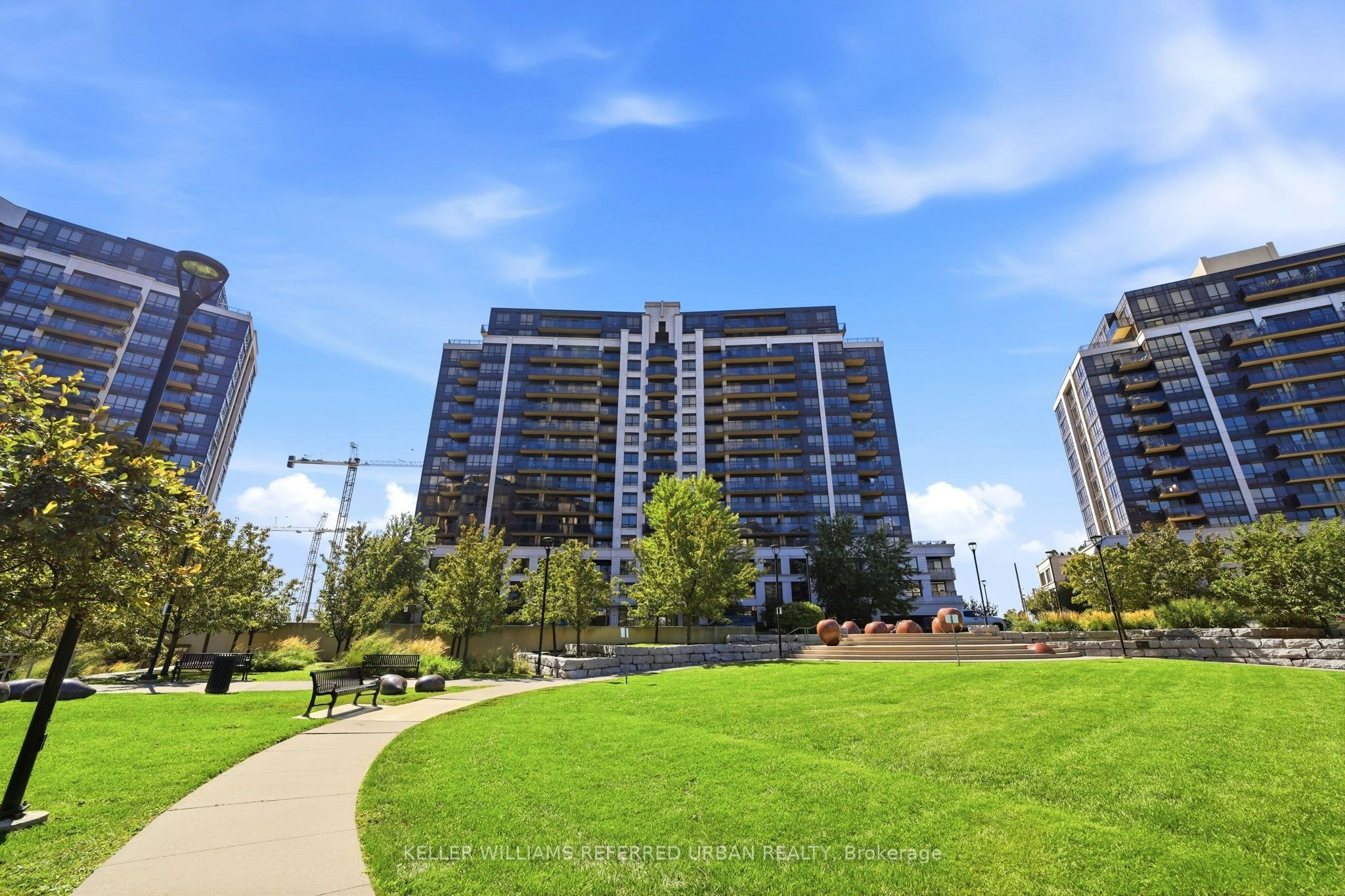 307-1070 Sheppard Avenue W, Toronto, ON, M3J 0G8