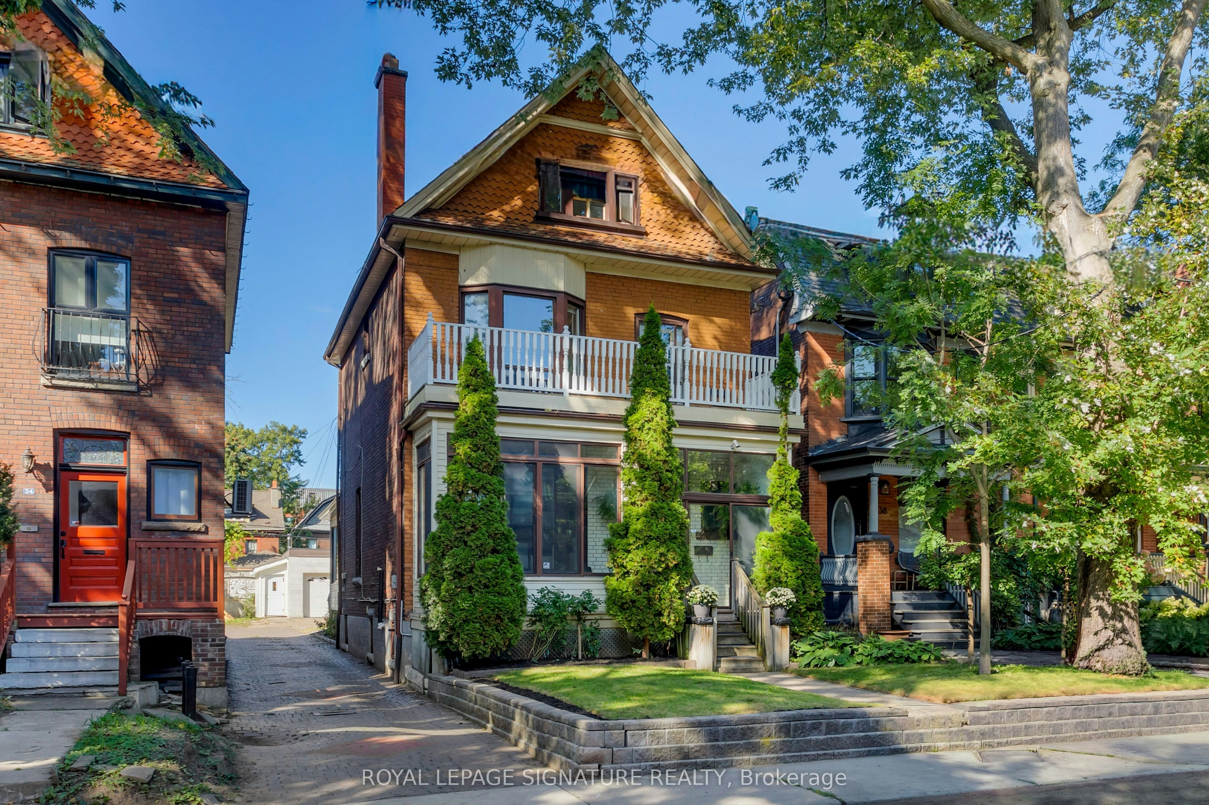 36 Cowan Avenue, Toronto, ON, M6K 2N4