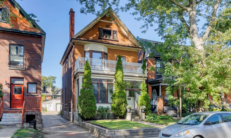 36 Cowan Avenue