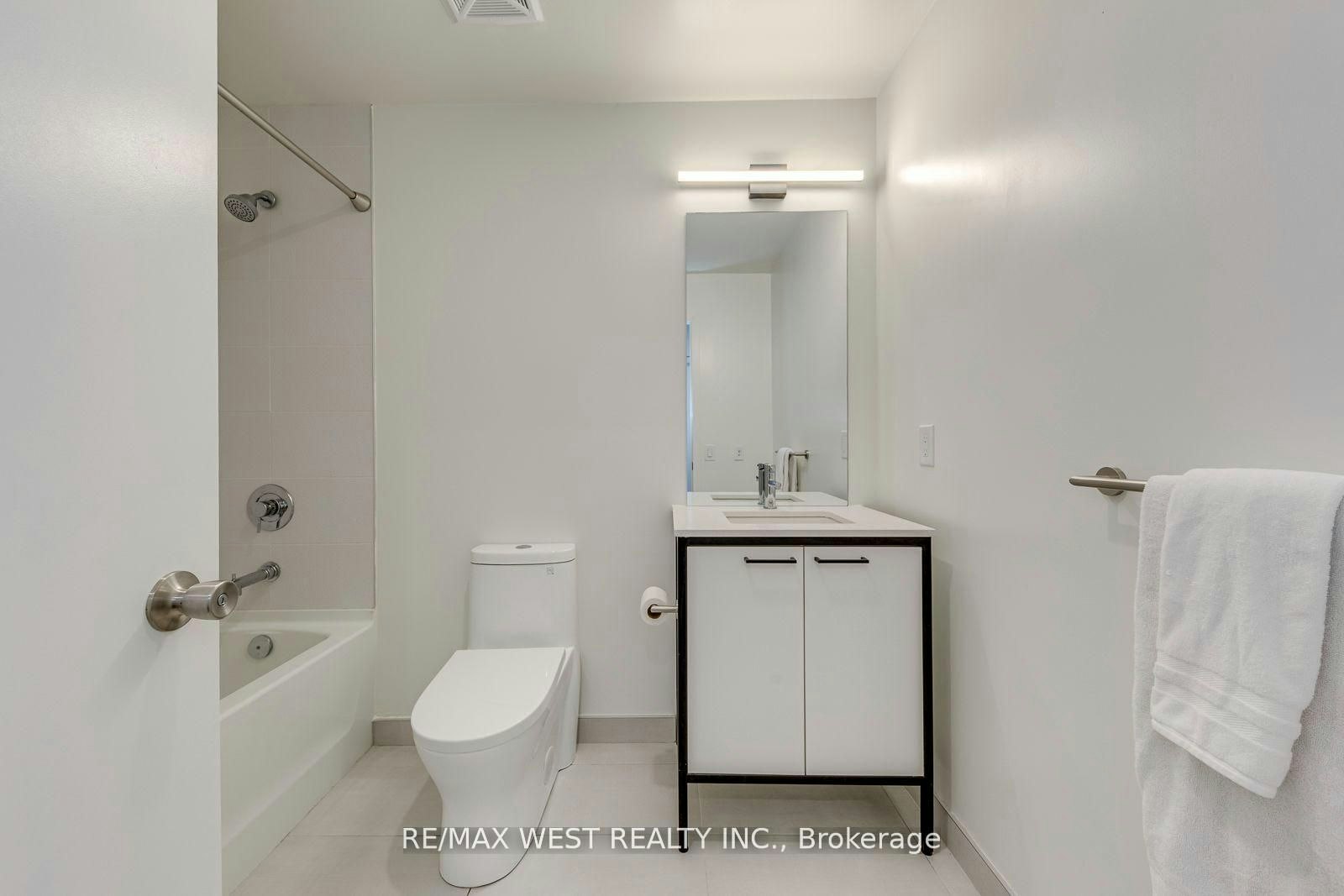 910-1808 St Clair Avenue W, Toronto, ON, M6N 0C1 - 29
