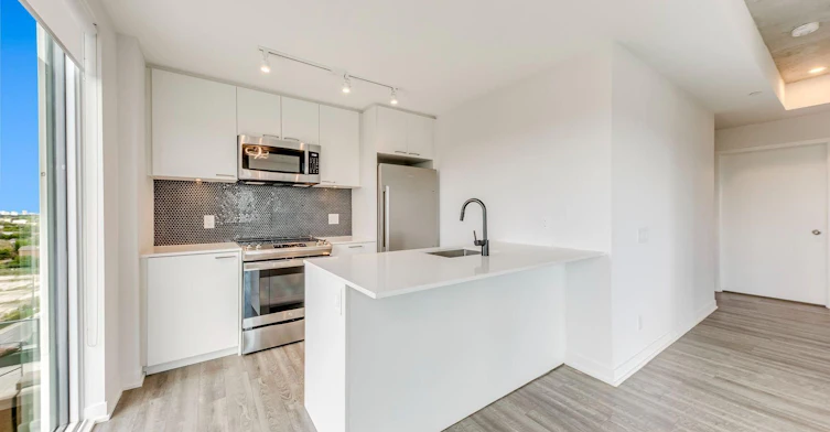 910-1808 St Clair Avenue W, Toronto, ON, M6N 0C1 - 17